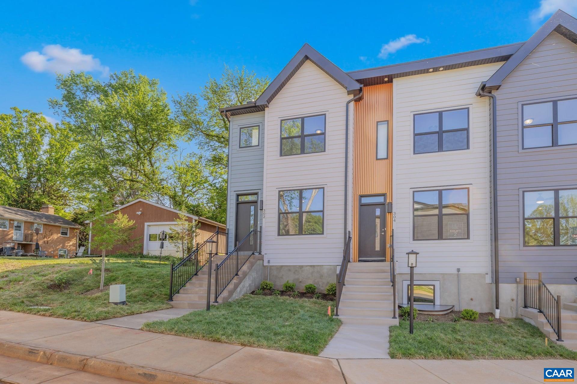 302 FLINT DR