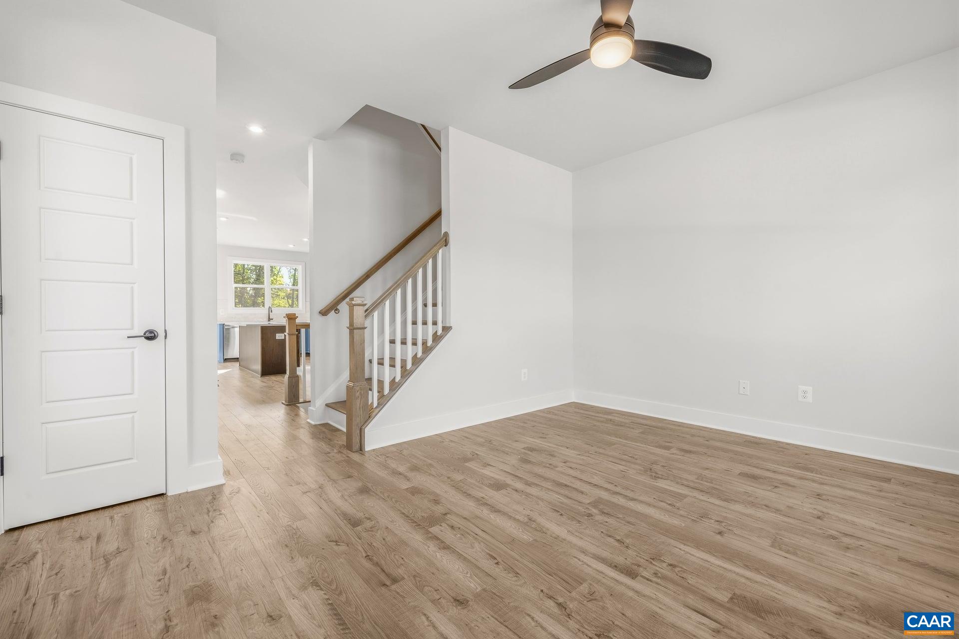 302 FLINT DR