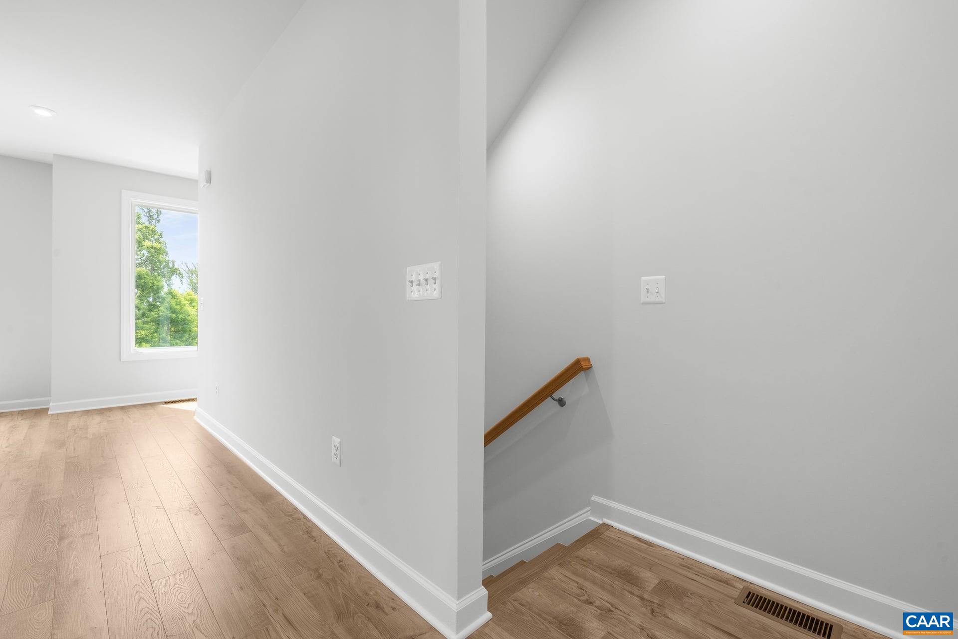 5436 GOLF DR