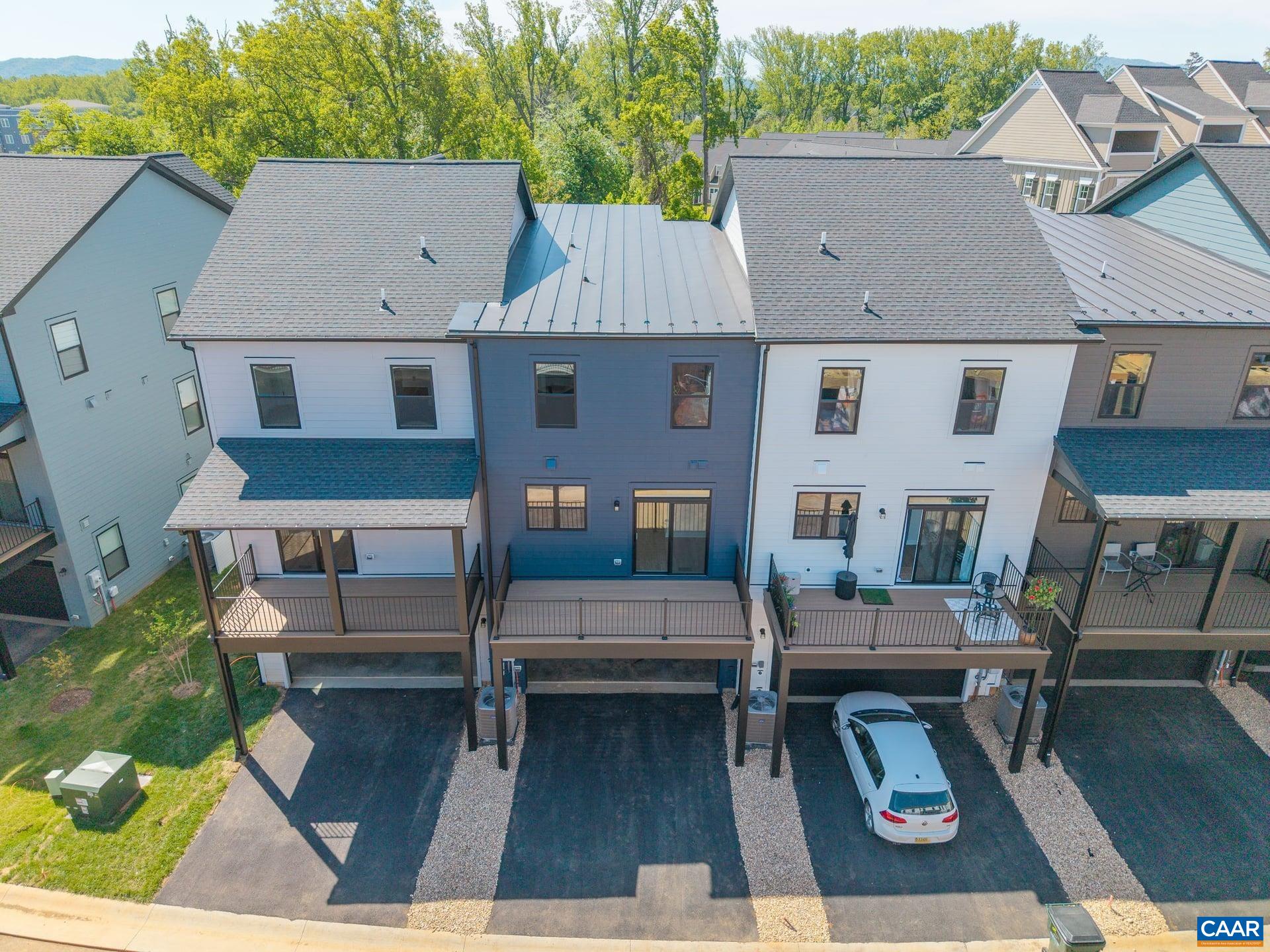 5436 GOLF DR