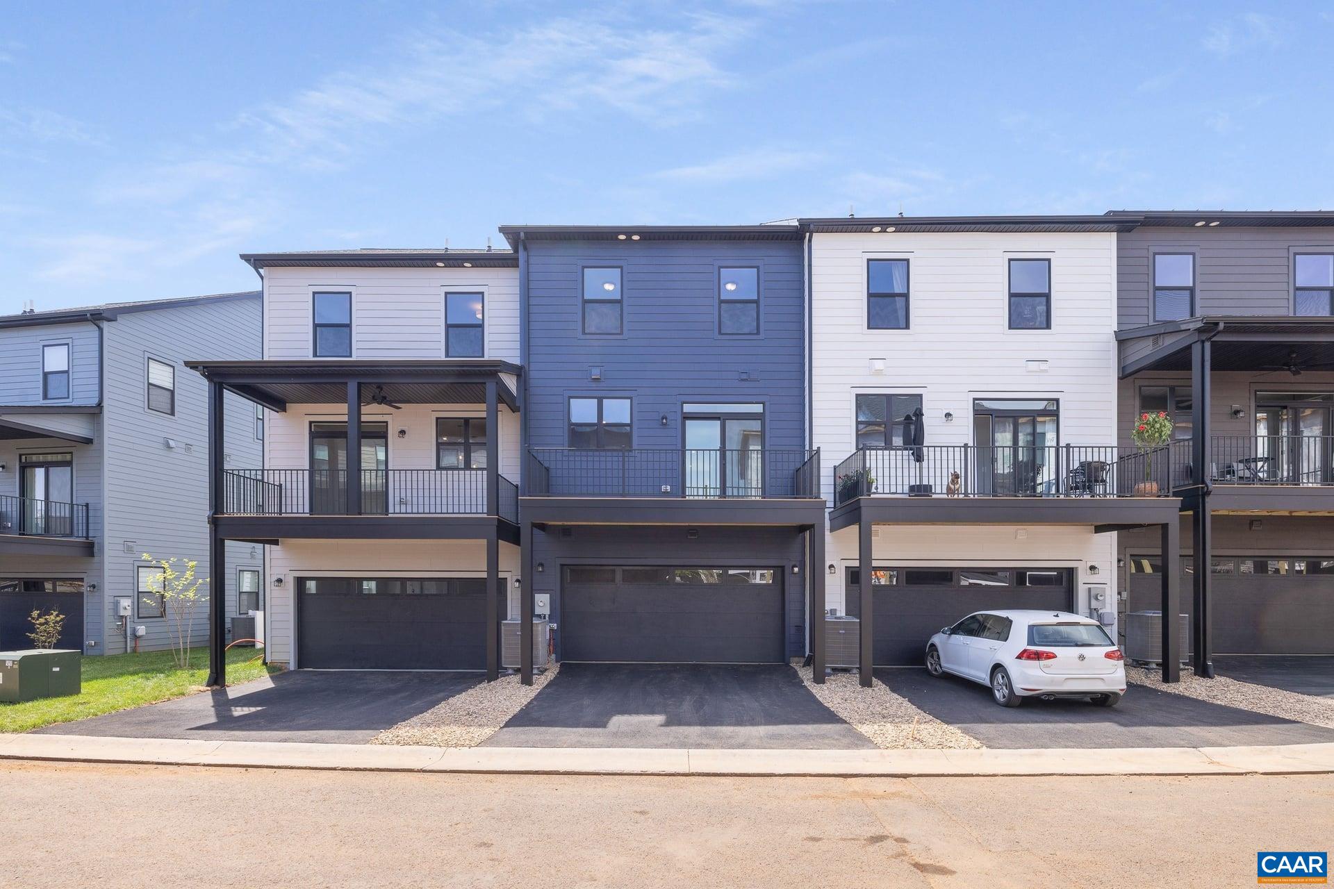 5436 GOLF DR