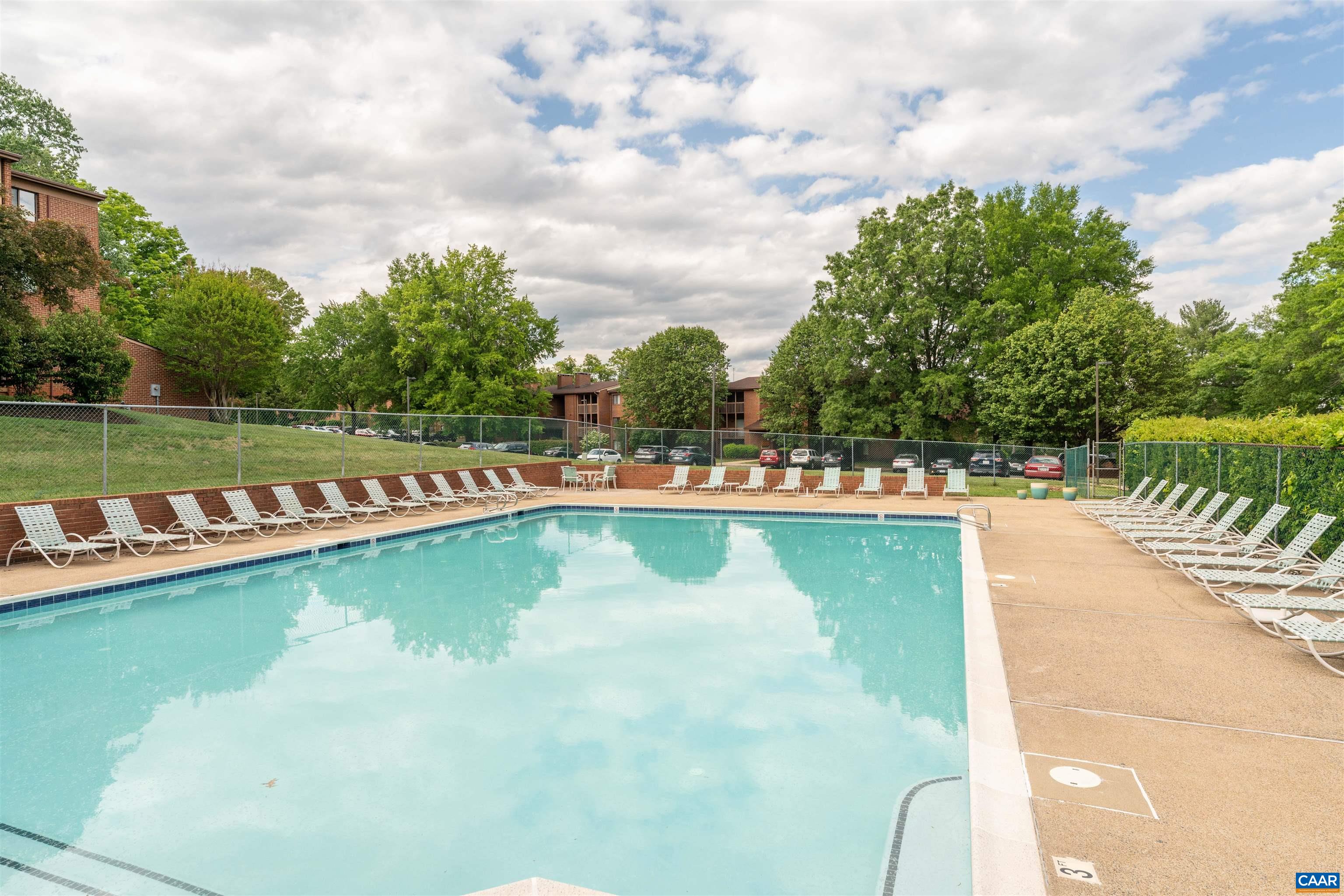 101 TURTLE CREEK RD Unit: 10
