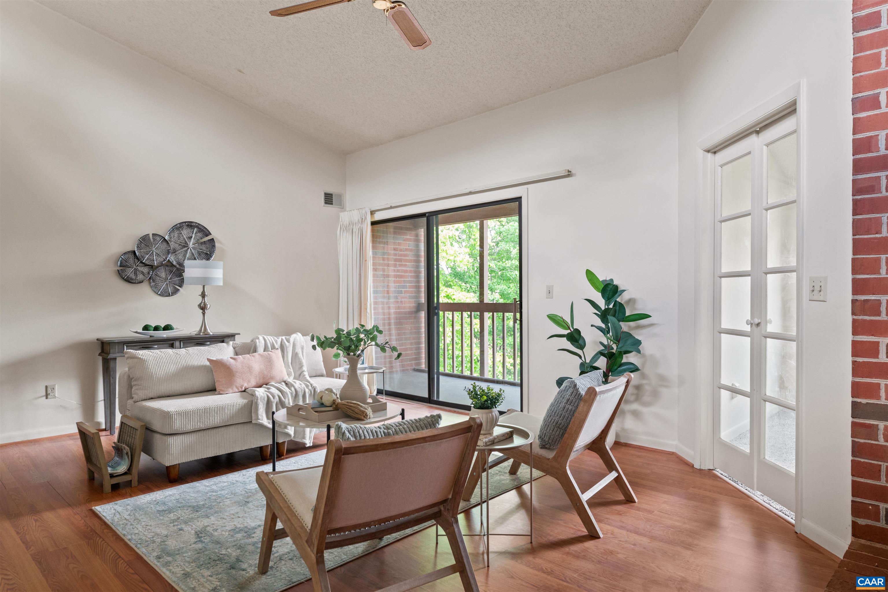 101 TURTLE CREEK RD Unit: 10