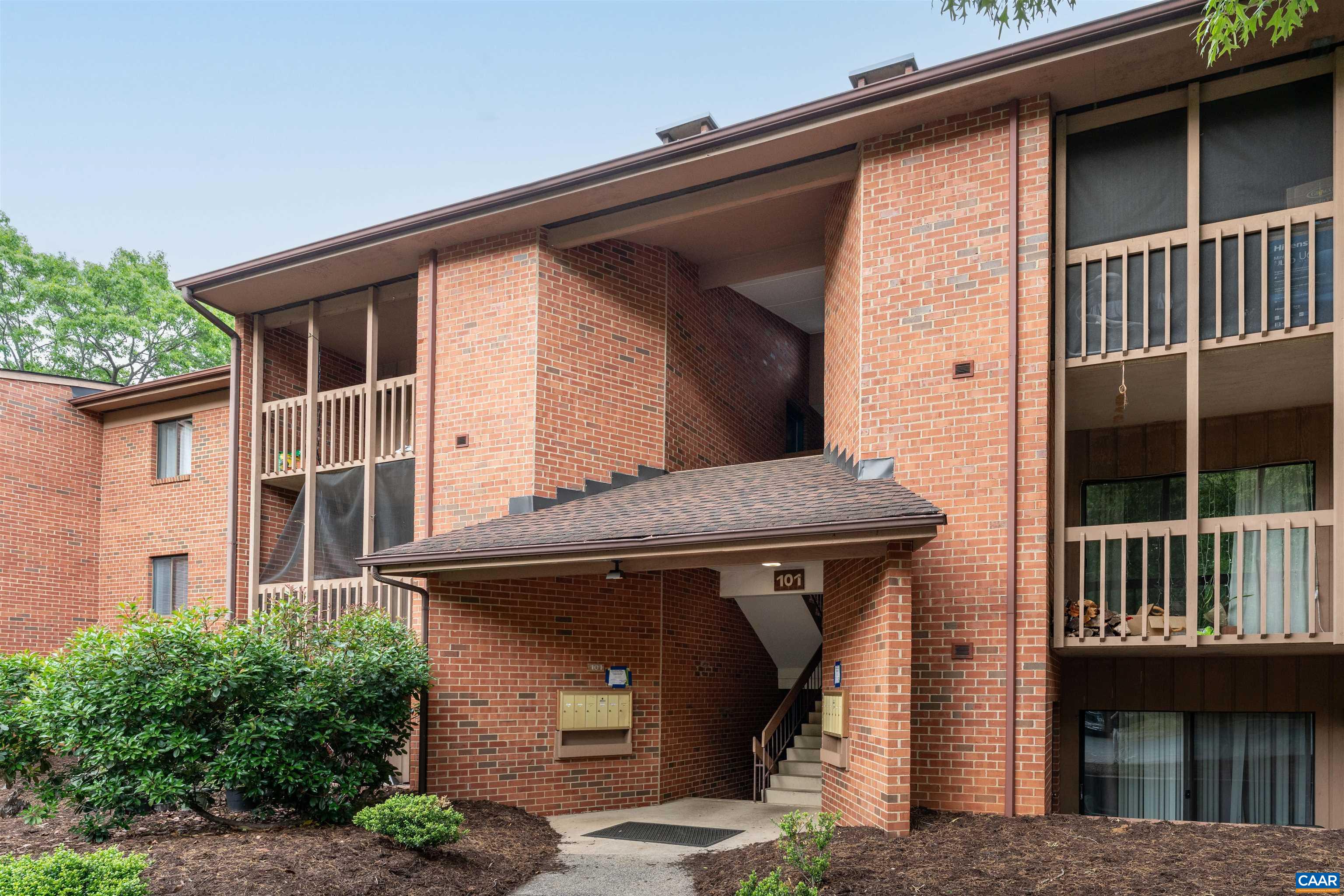 101 TURTLE CREEK RD Unit: 10