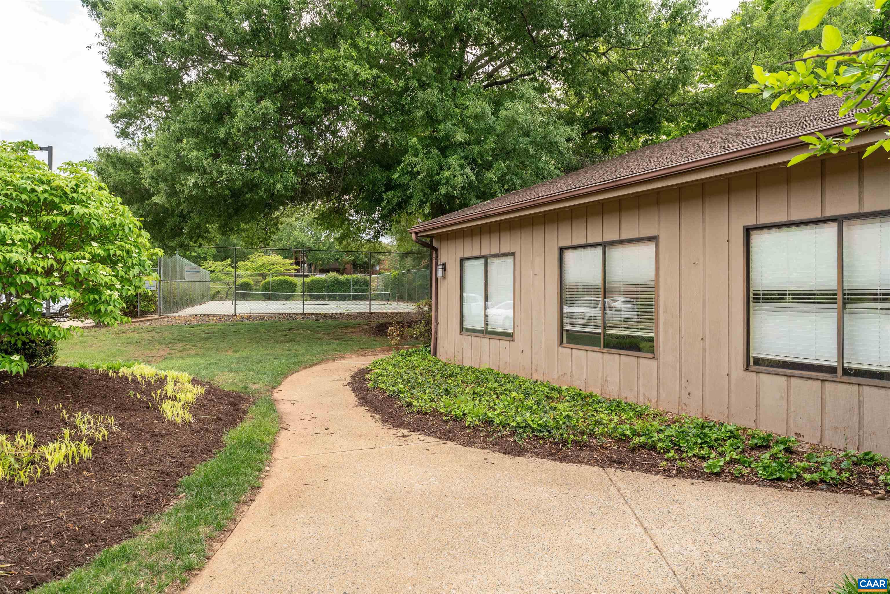 101 TURTLE CREEK RD Unit: 10