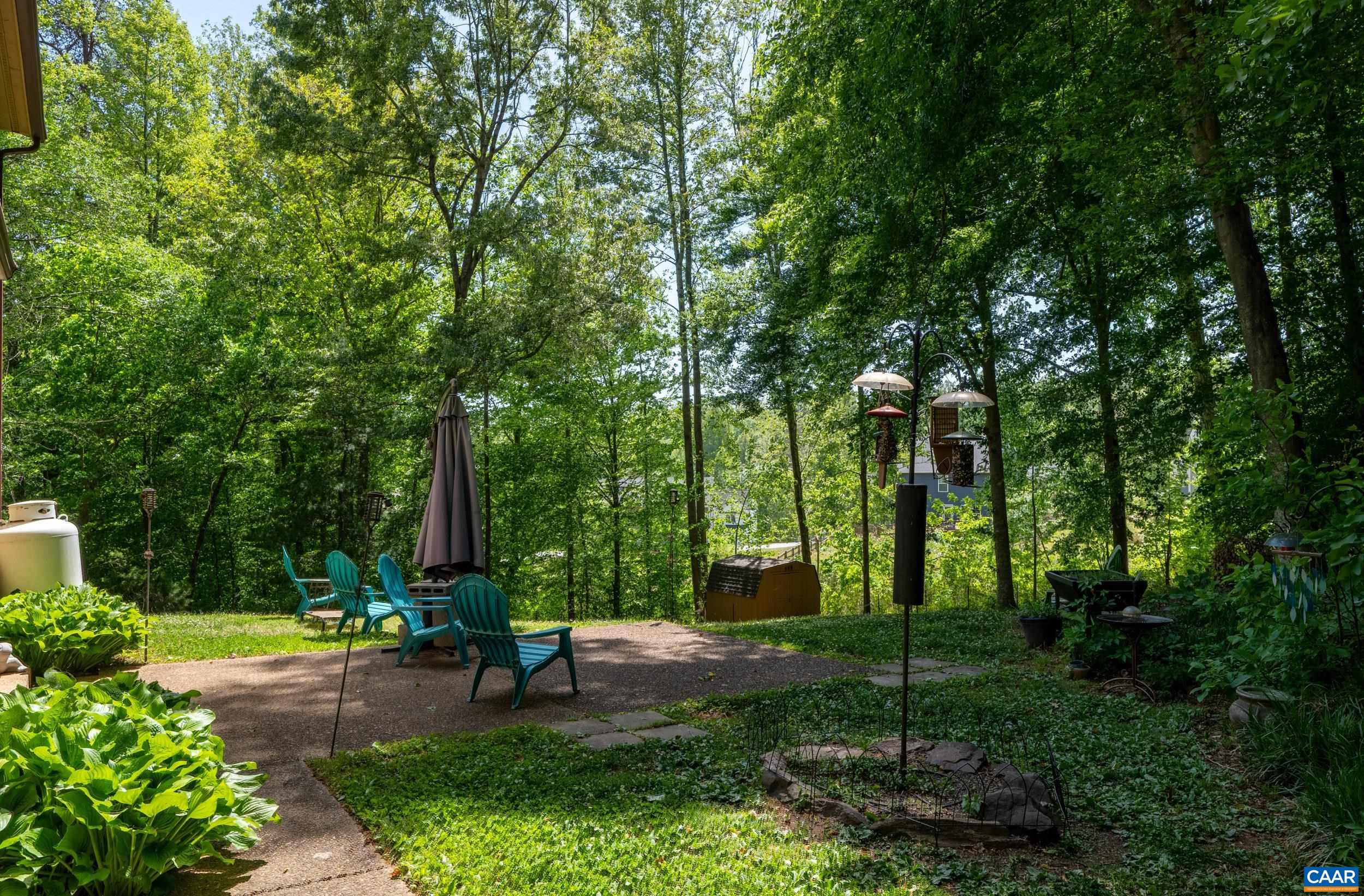 352 DANIELS RD