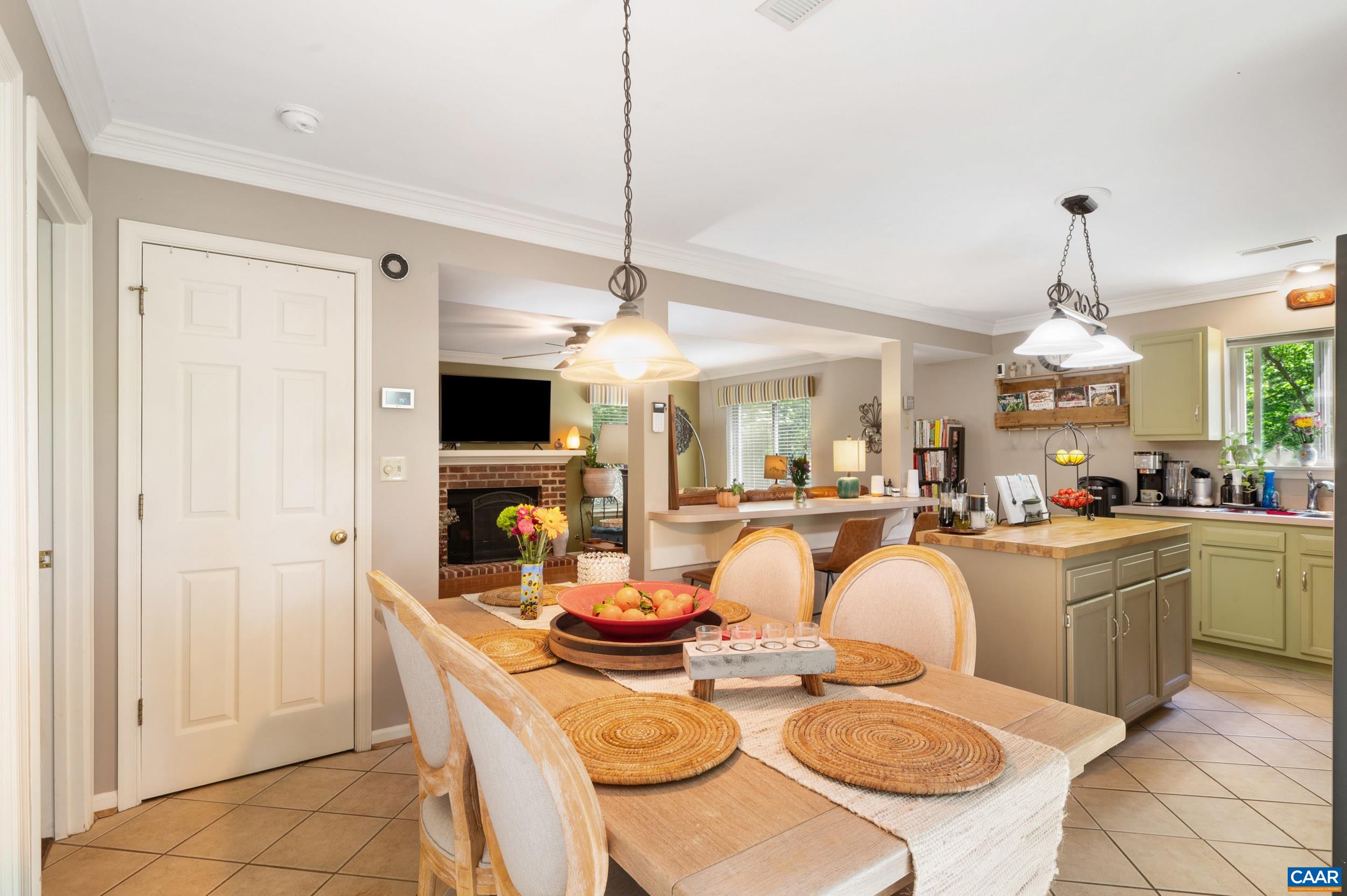352 DANIELS RD