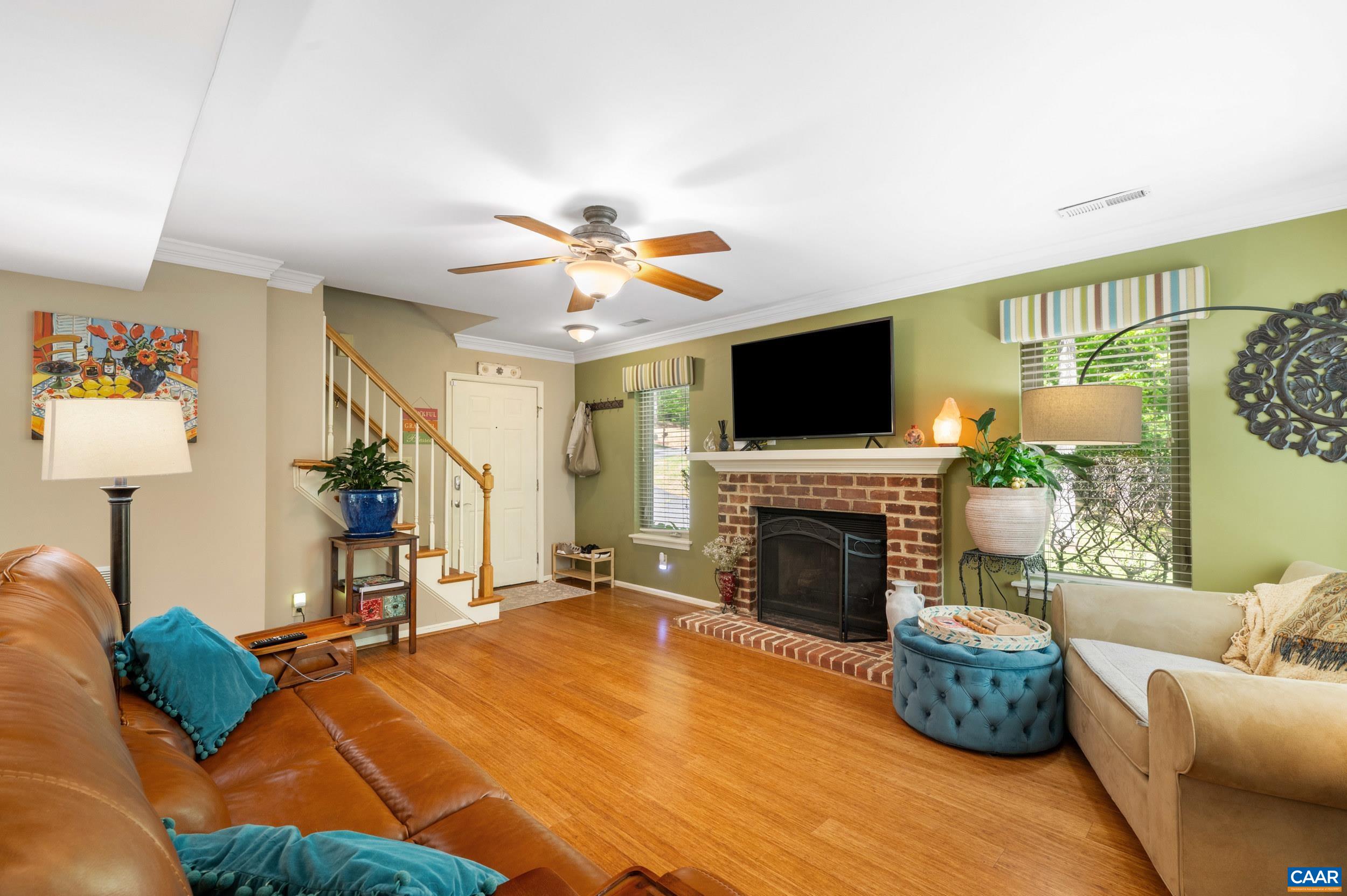 352 DANIELS RD