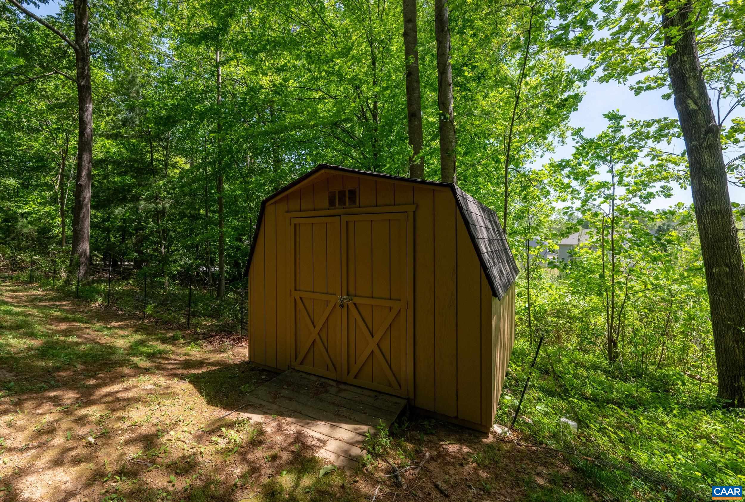 352 DANIELS RD