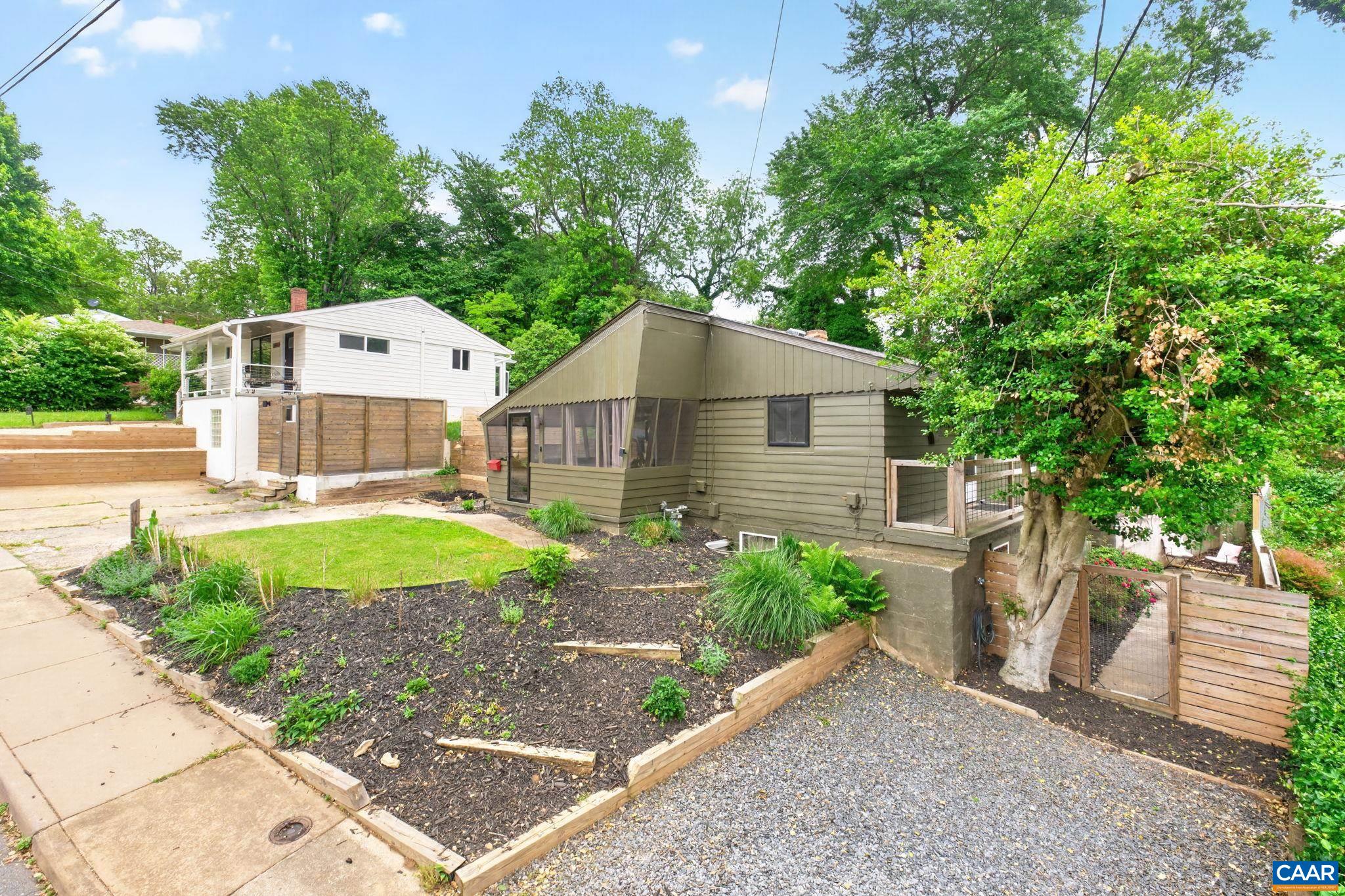 1408 BAKER ST