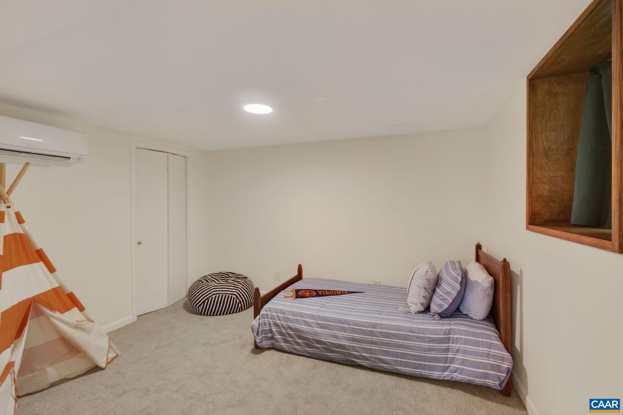 1408 BAKER ST