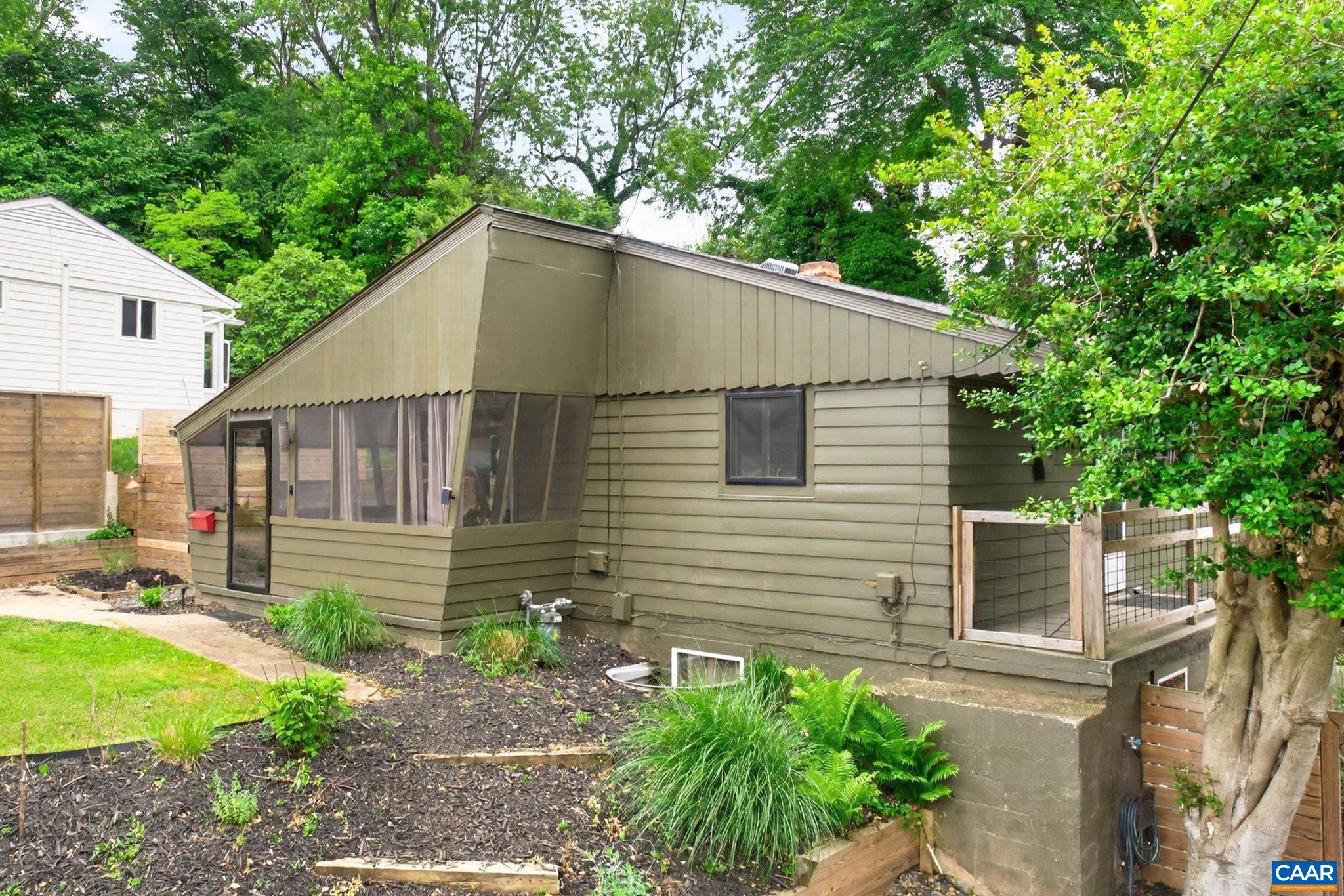 1408 BAKER ST