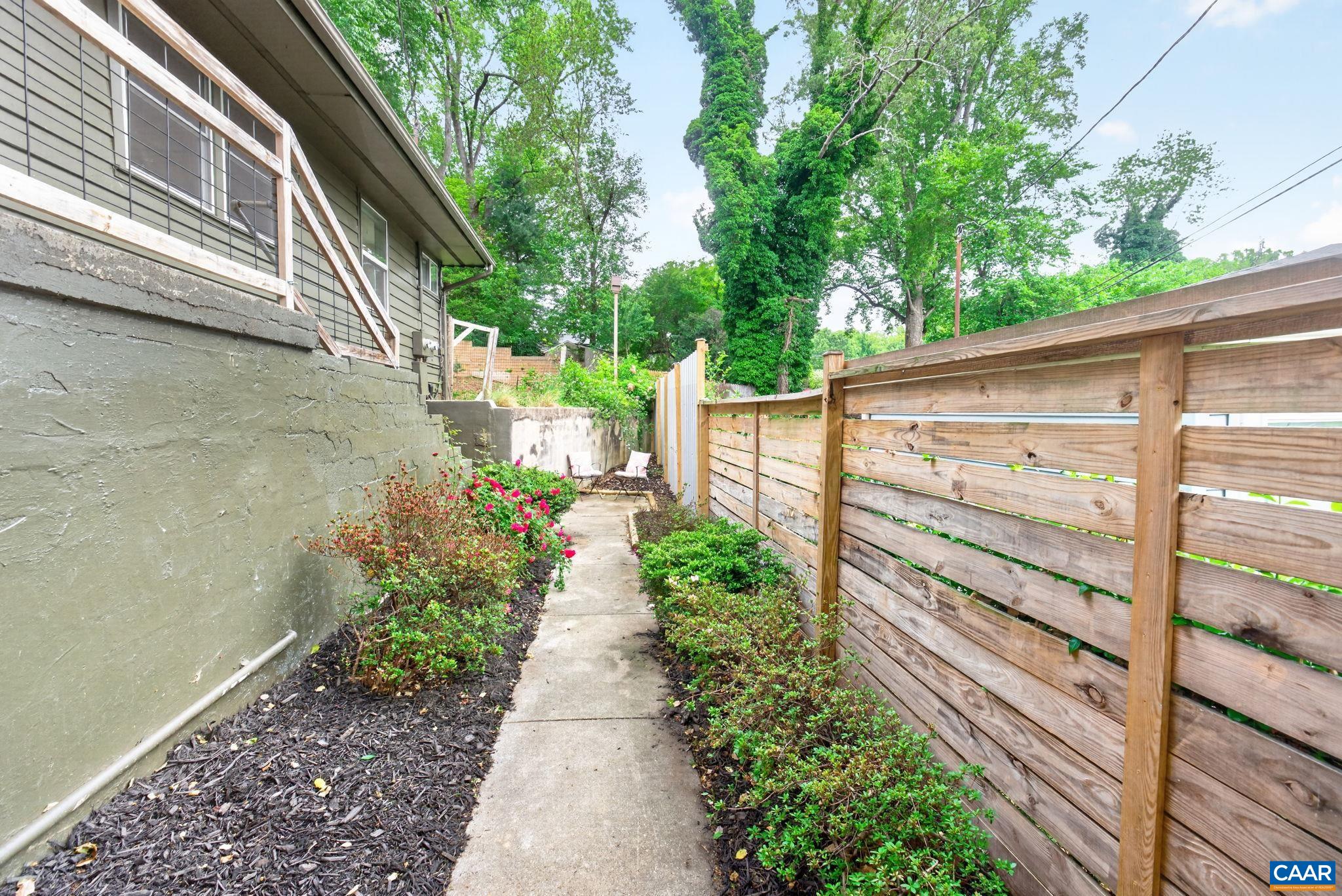 1408 BAKER ST
