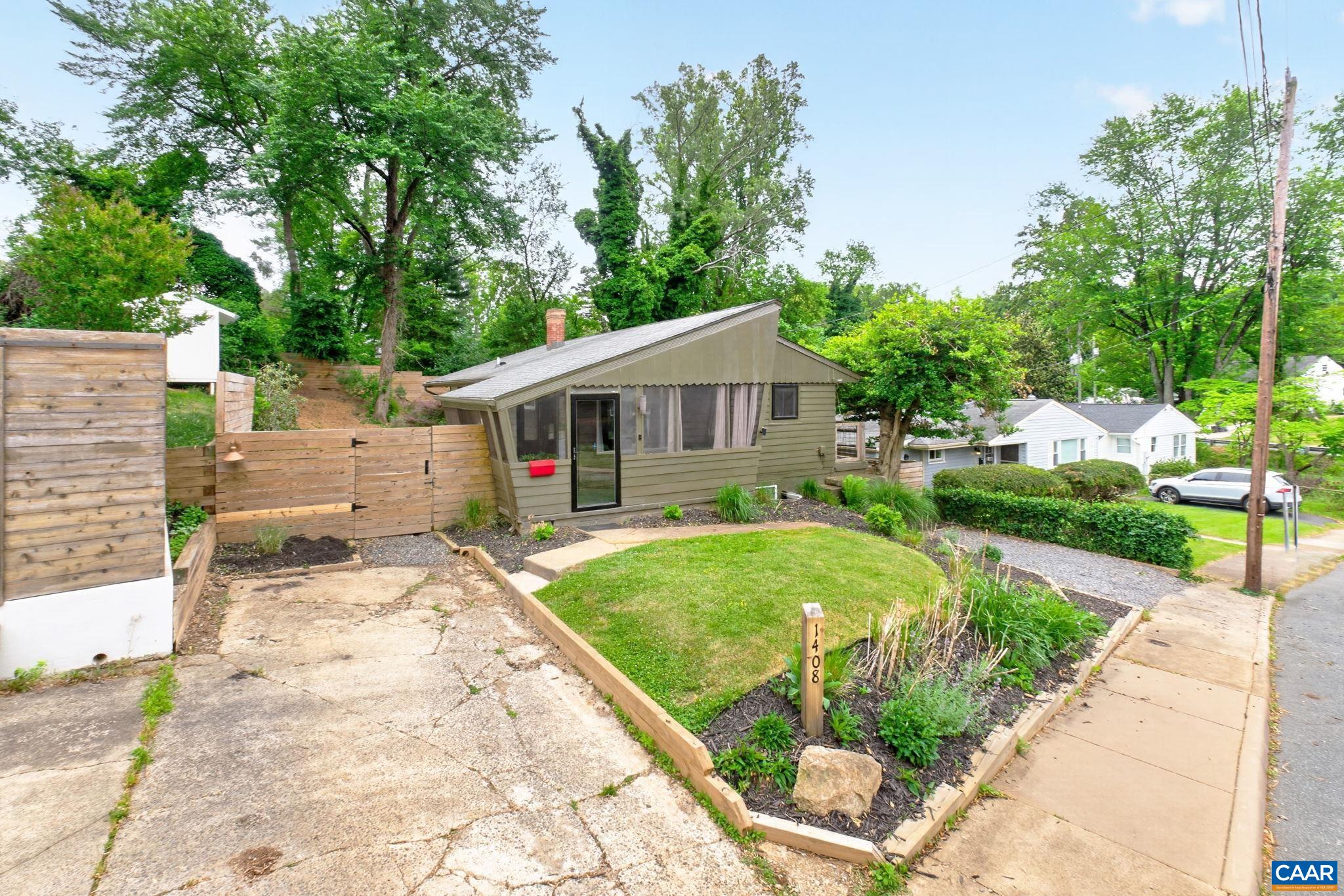 1408 BAKER ST