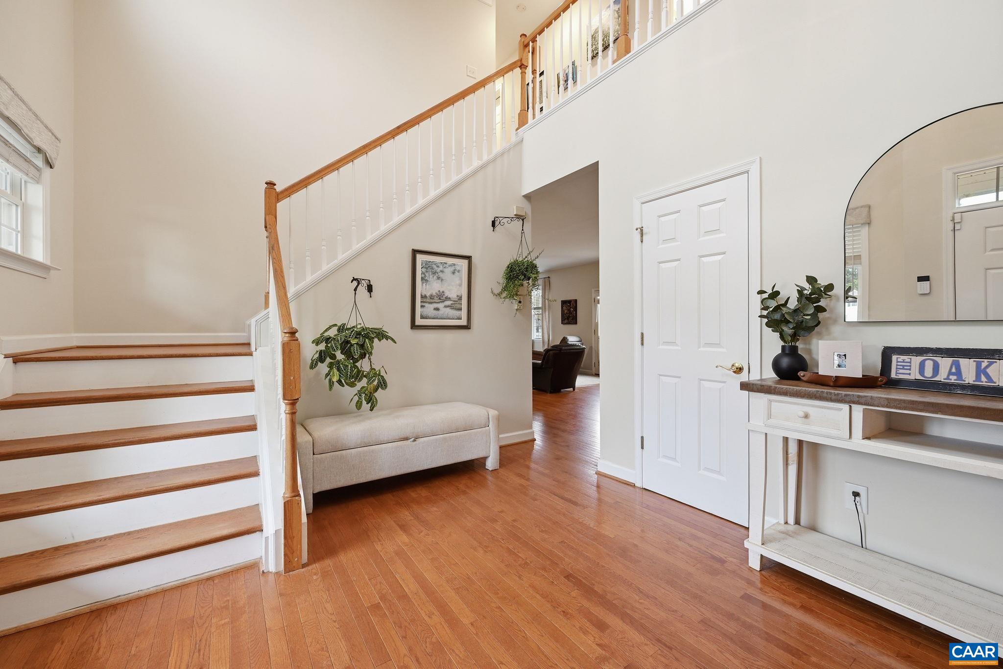 172 GLEBE LN
