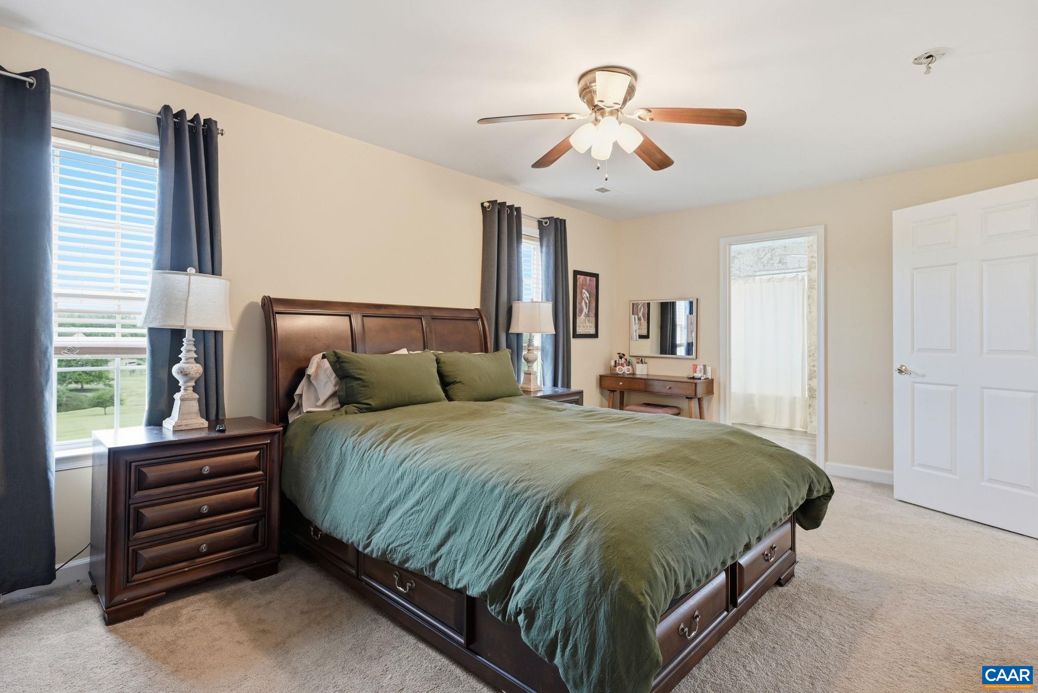 172 GLEBE LN