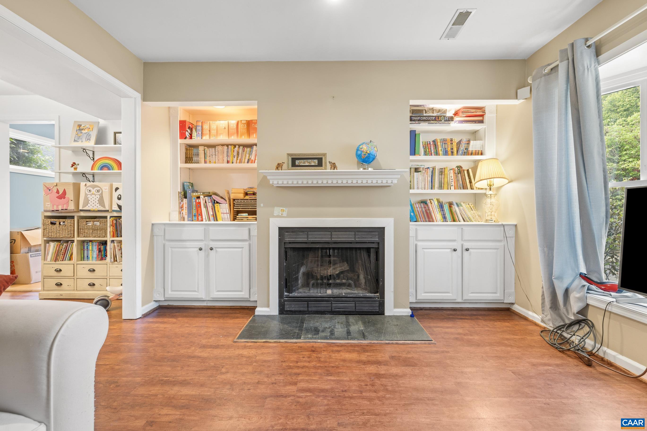 119 WESTWOOD CIR