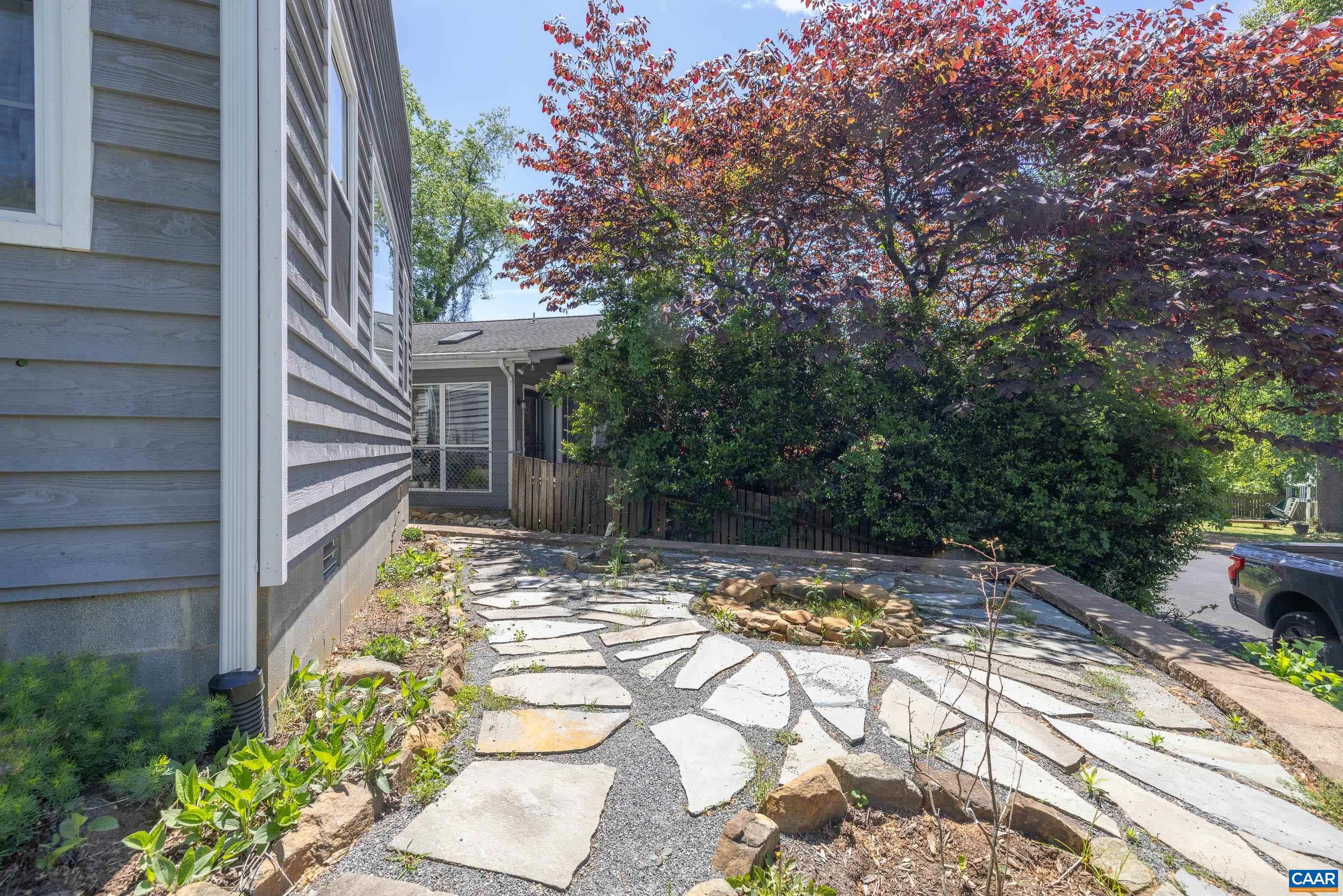 119 WESTWOOD CIR