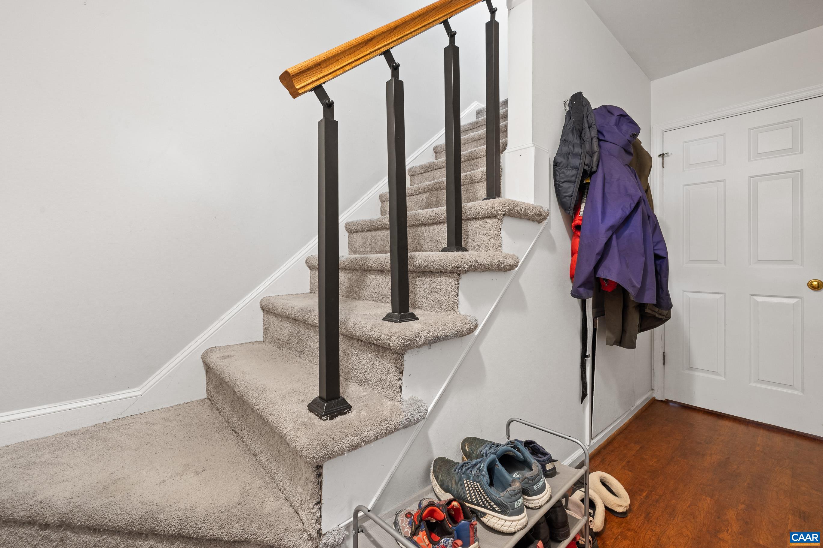119 WESTWOOD CIR