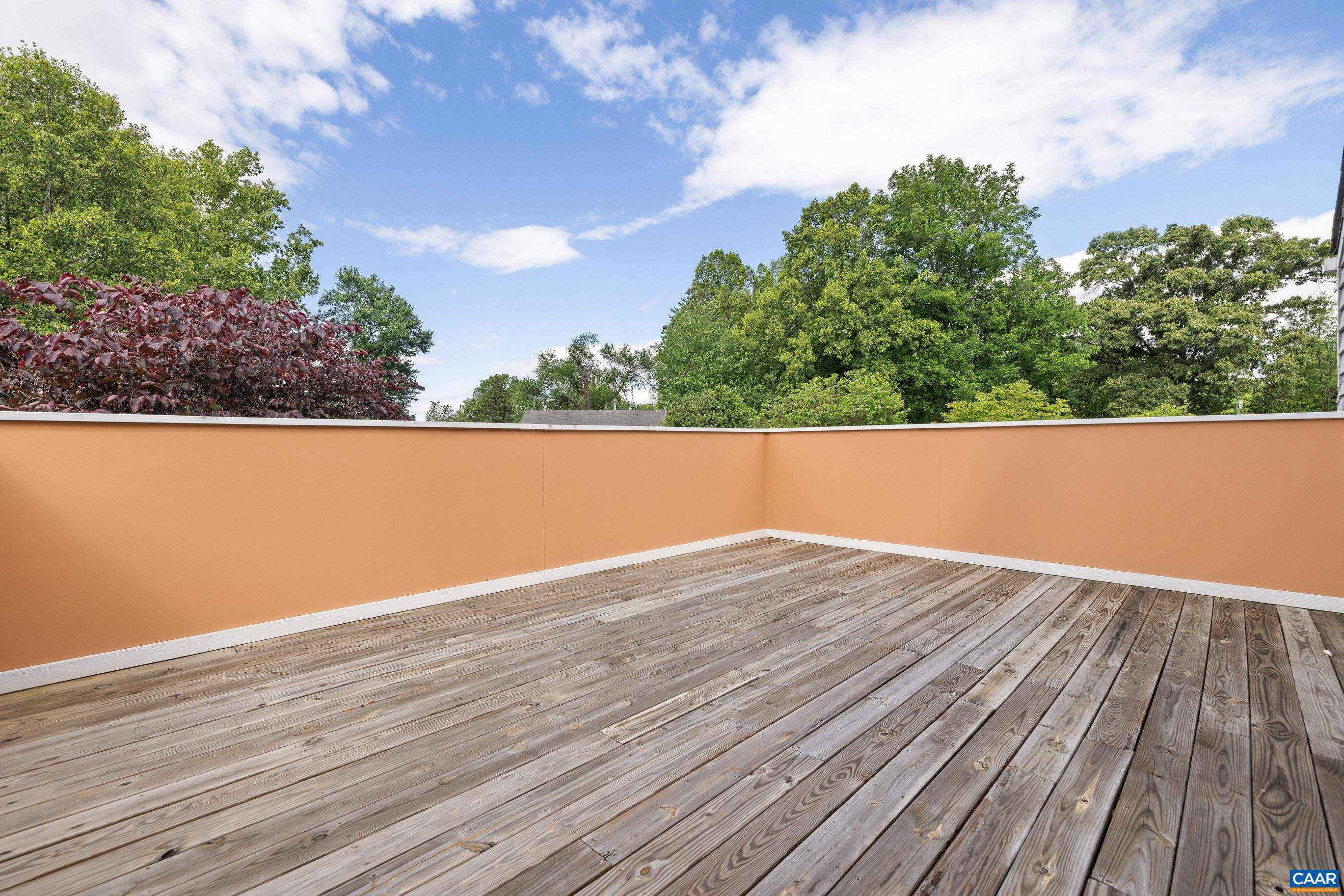 119 WESTWOOD CIR
