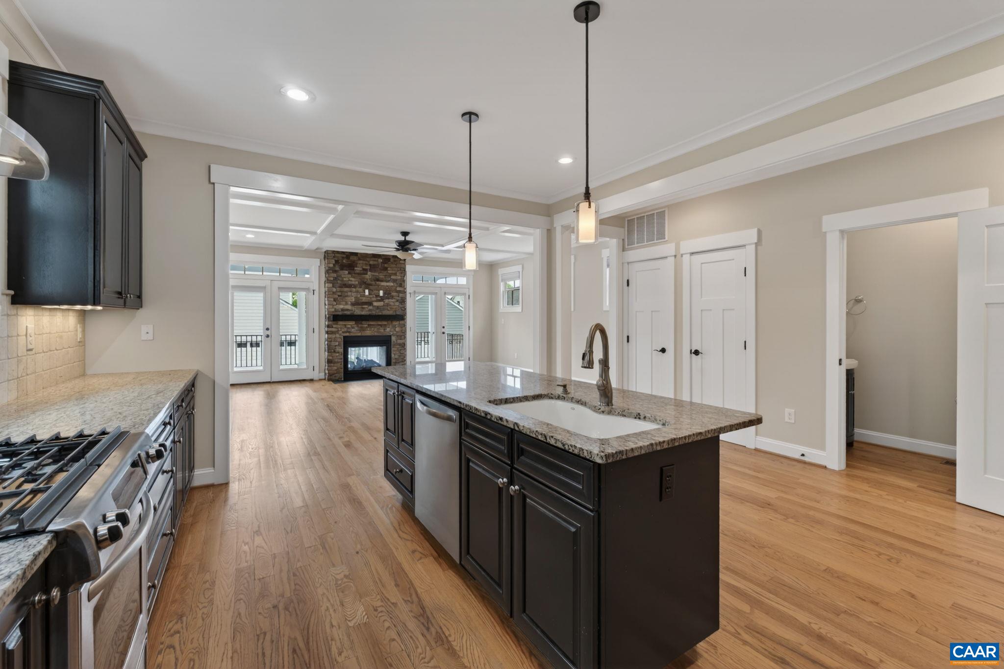 276 CLAREMONT LN