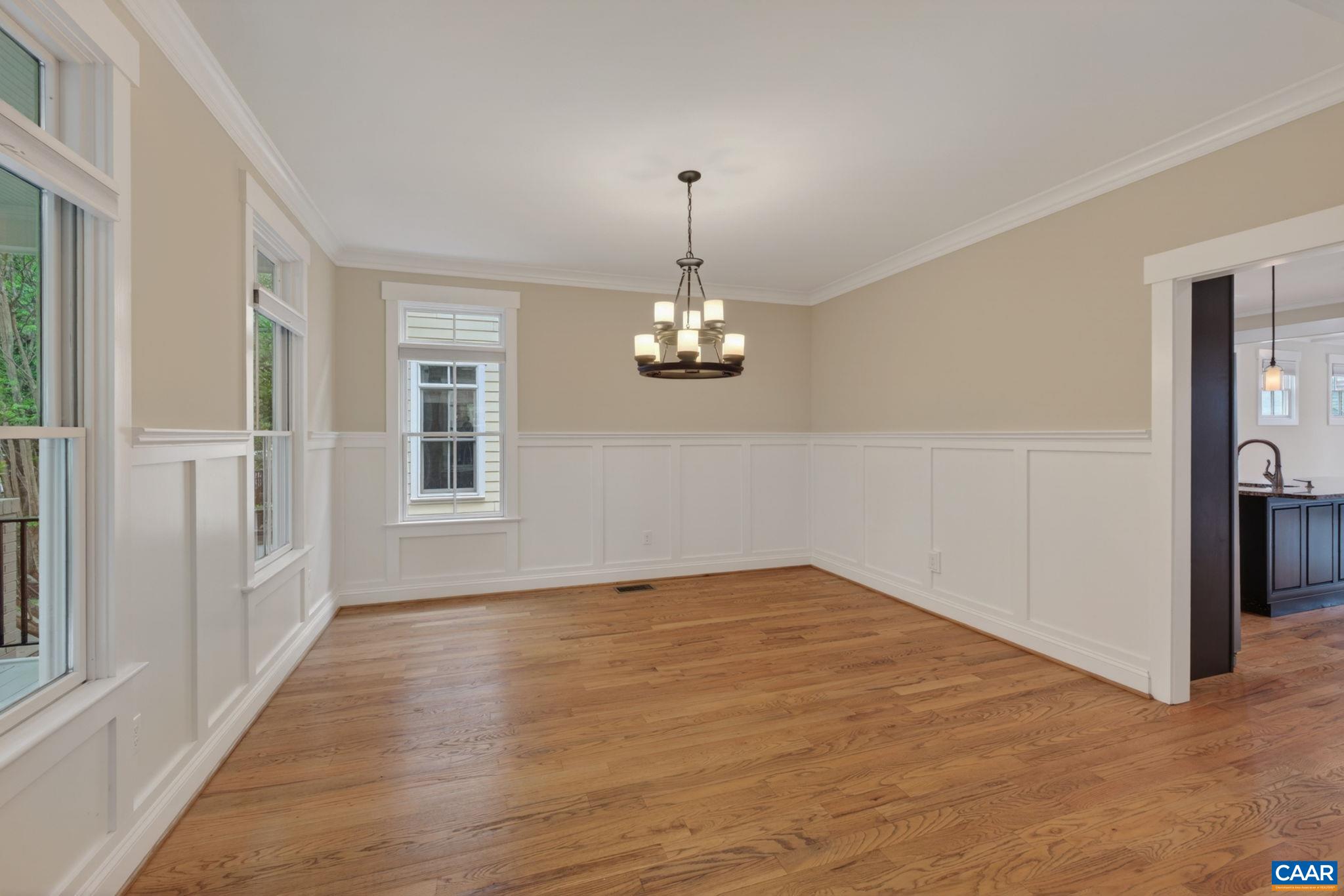 276 CLAREMONT LN