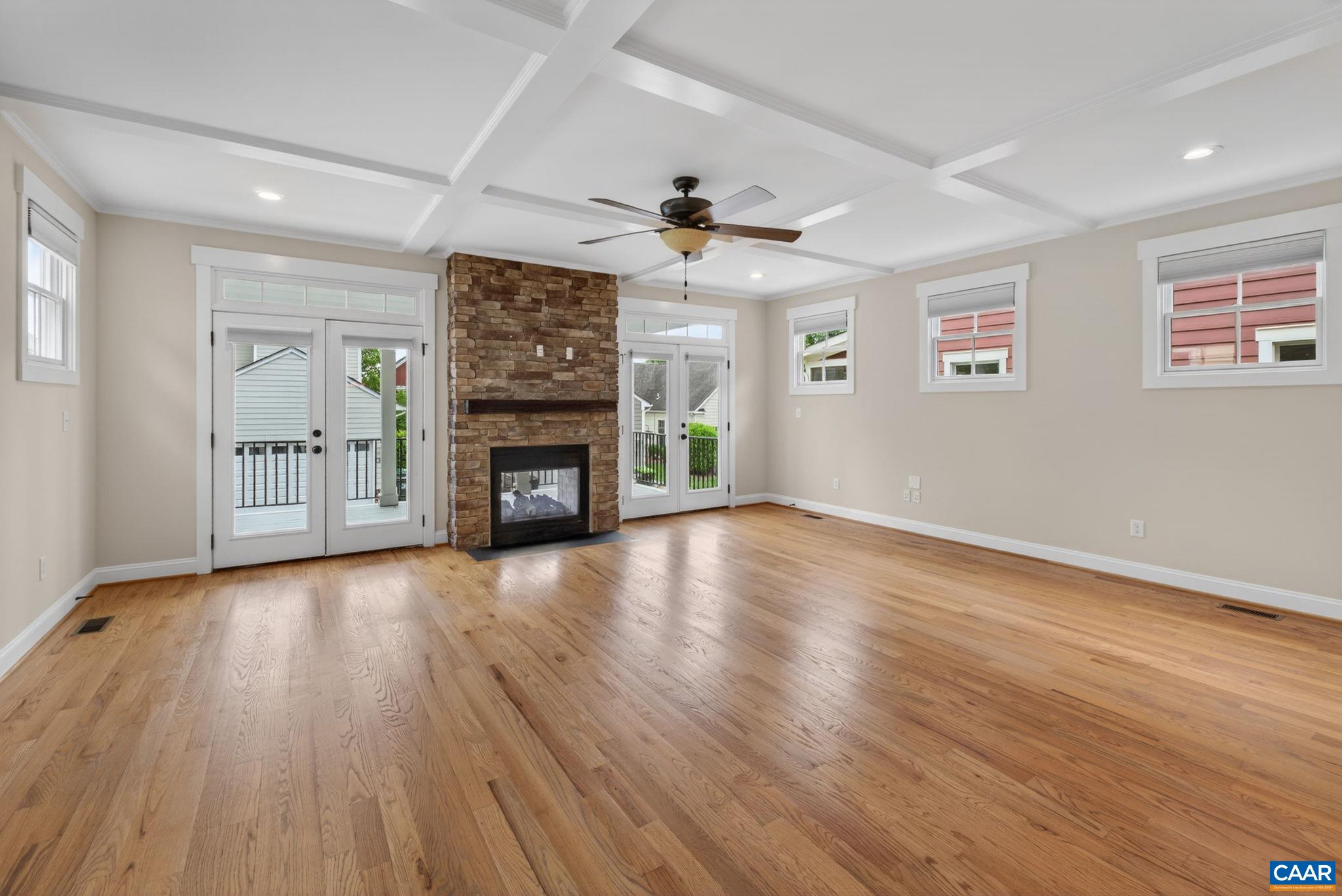 276 CLAREMONT LN