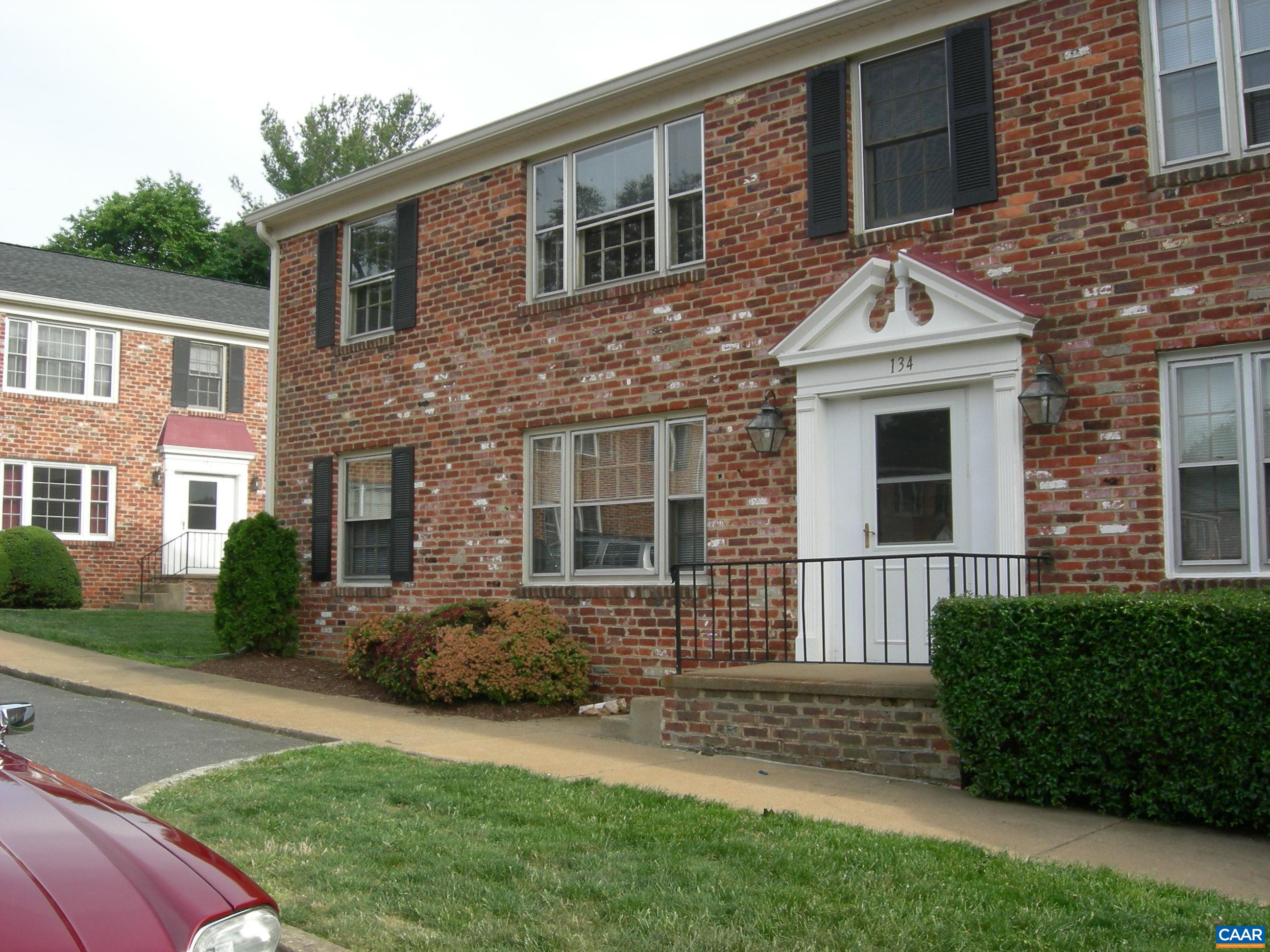 111 HESSIAN HILLS RDG Unit: 2
