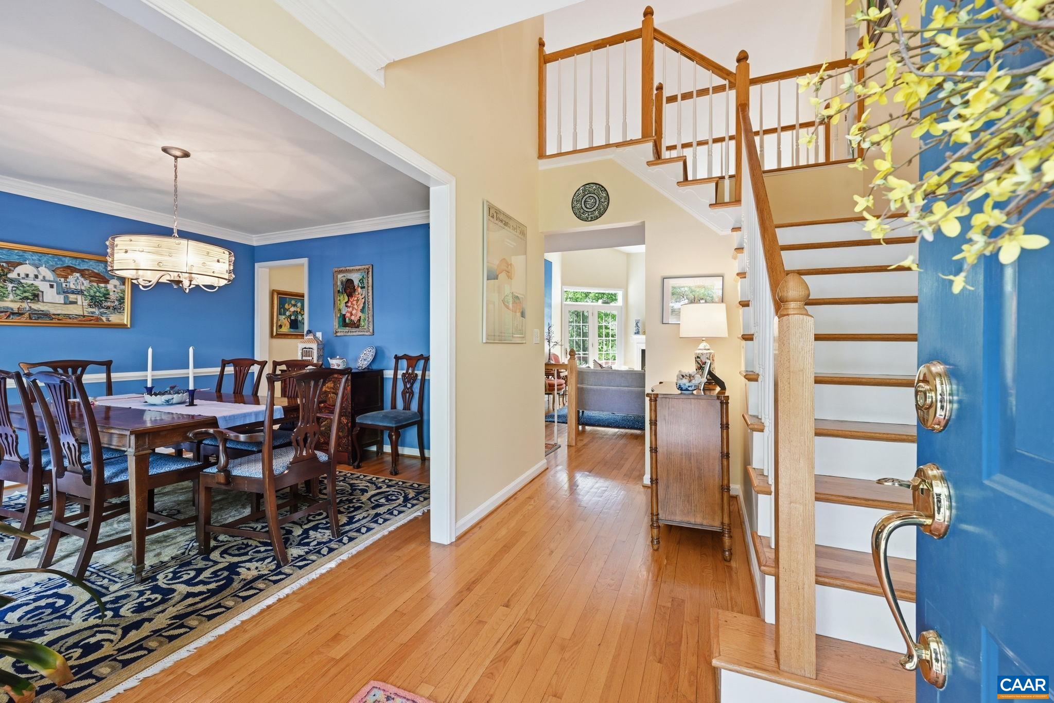 1260 RIVER CHASE LN