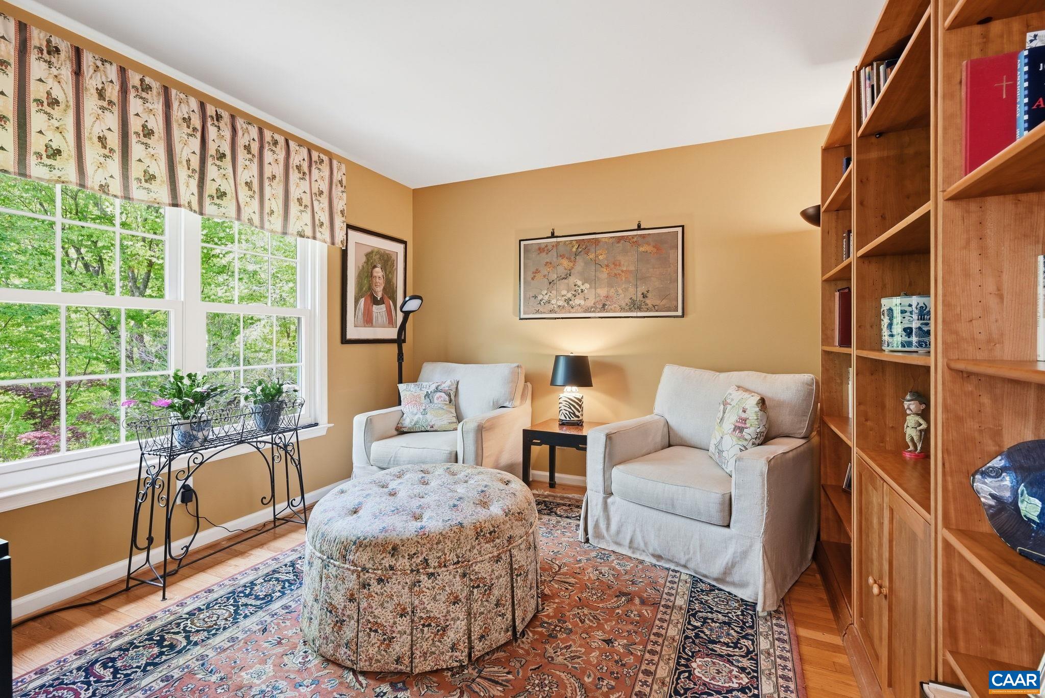 1260 RIVER CHASE LN