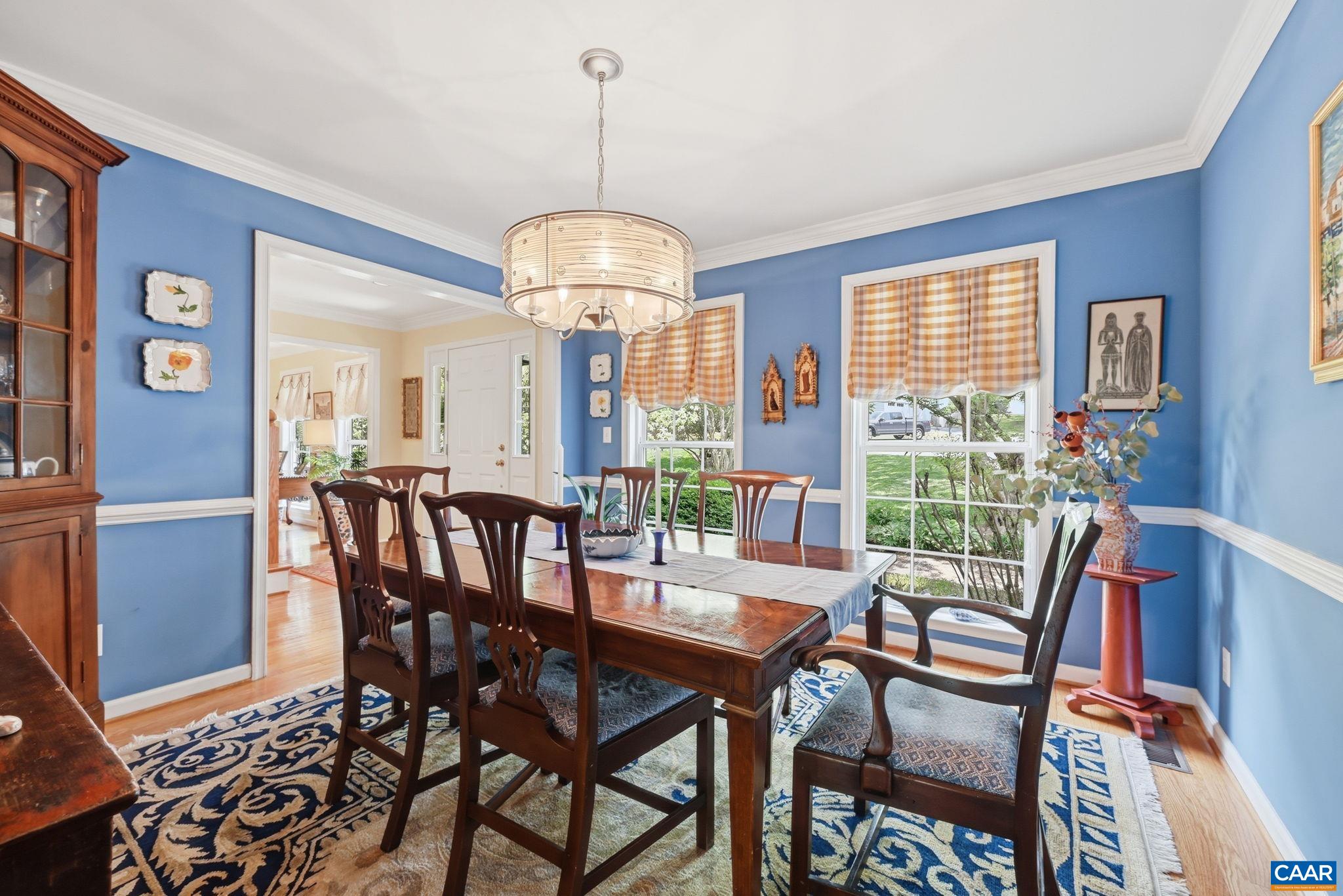 1260 RIVER CHASE LN