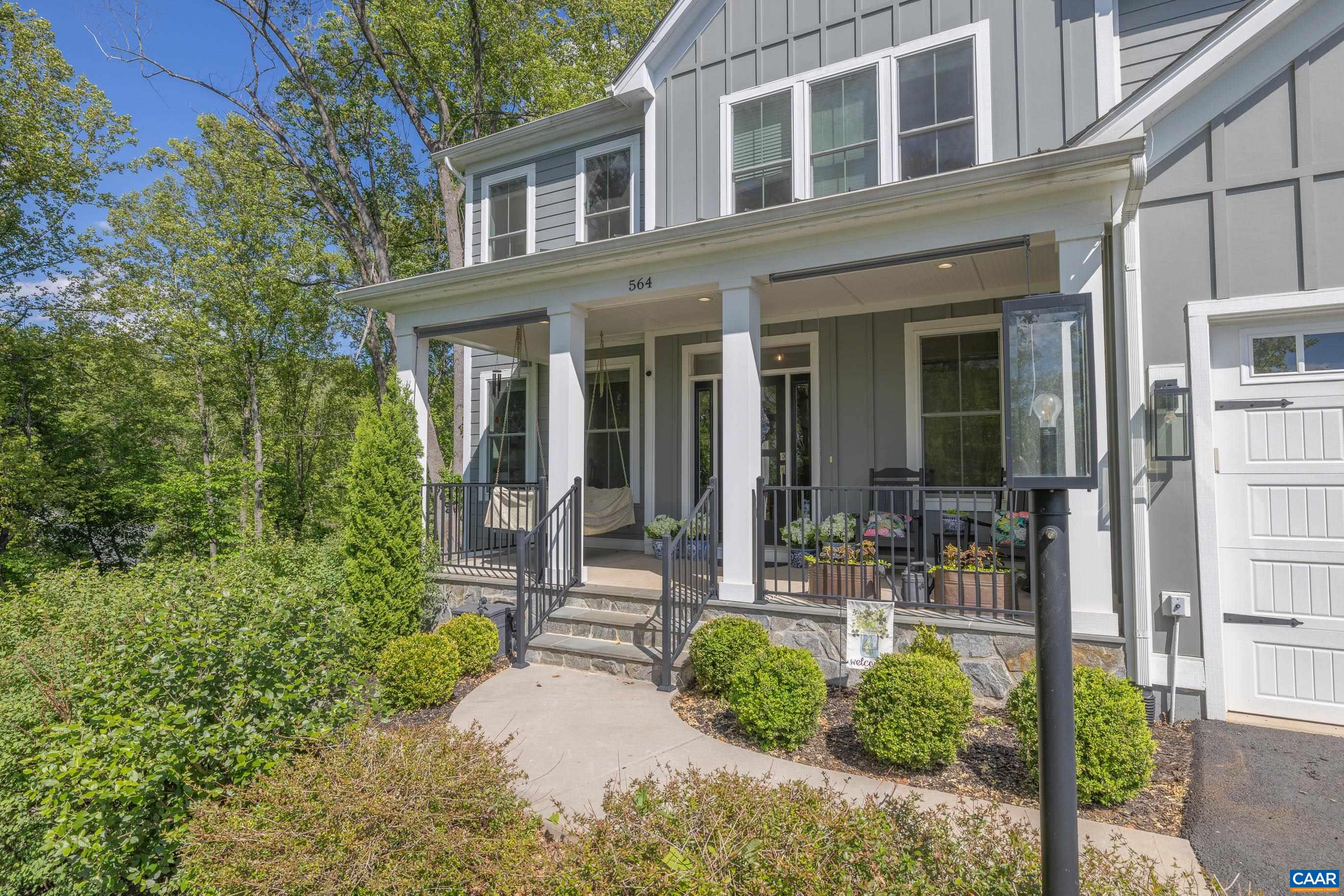 564 BELLUNO LN
