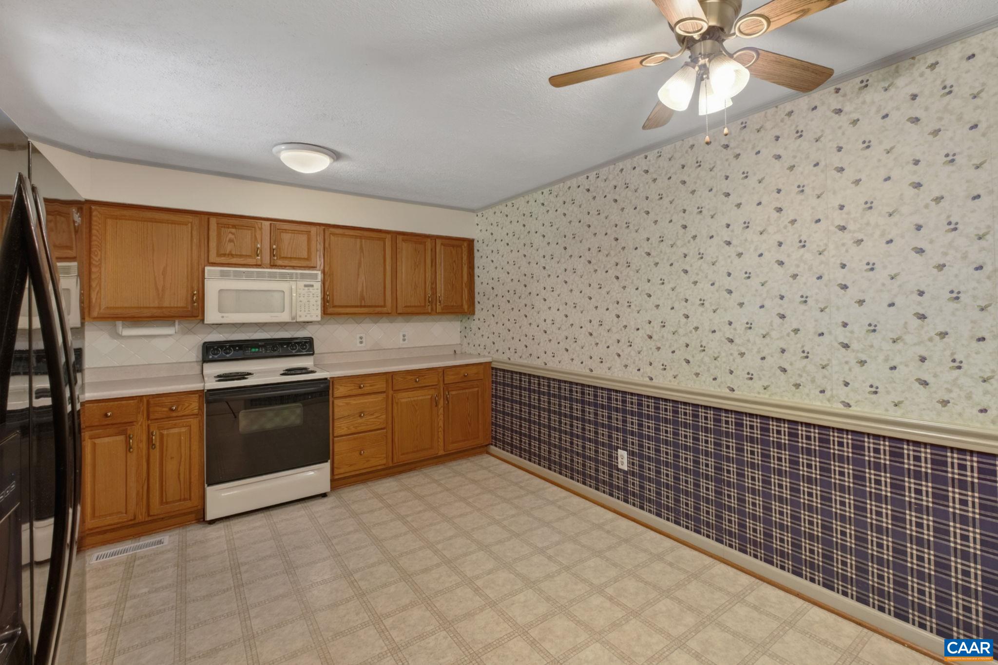 1333 AUBURN DR
