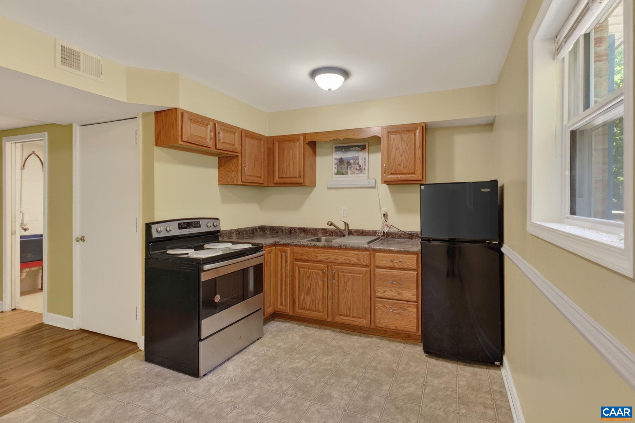 1333 AUBURN DR