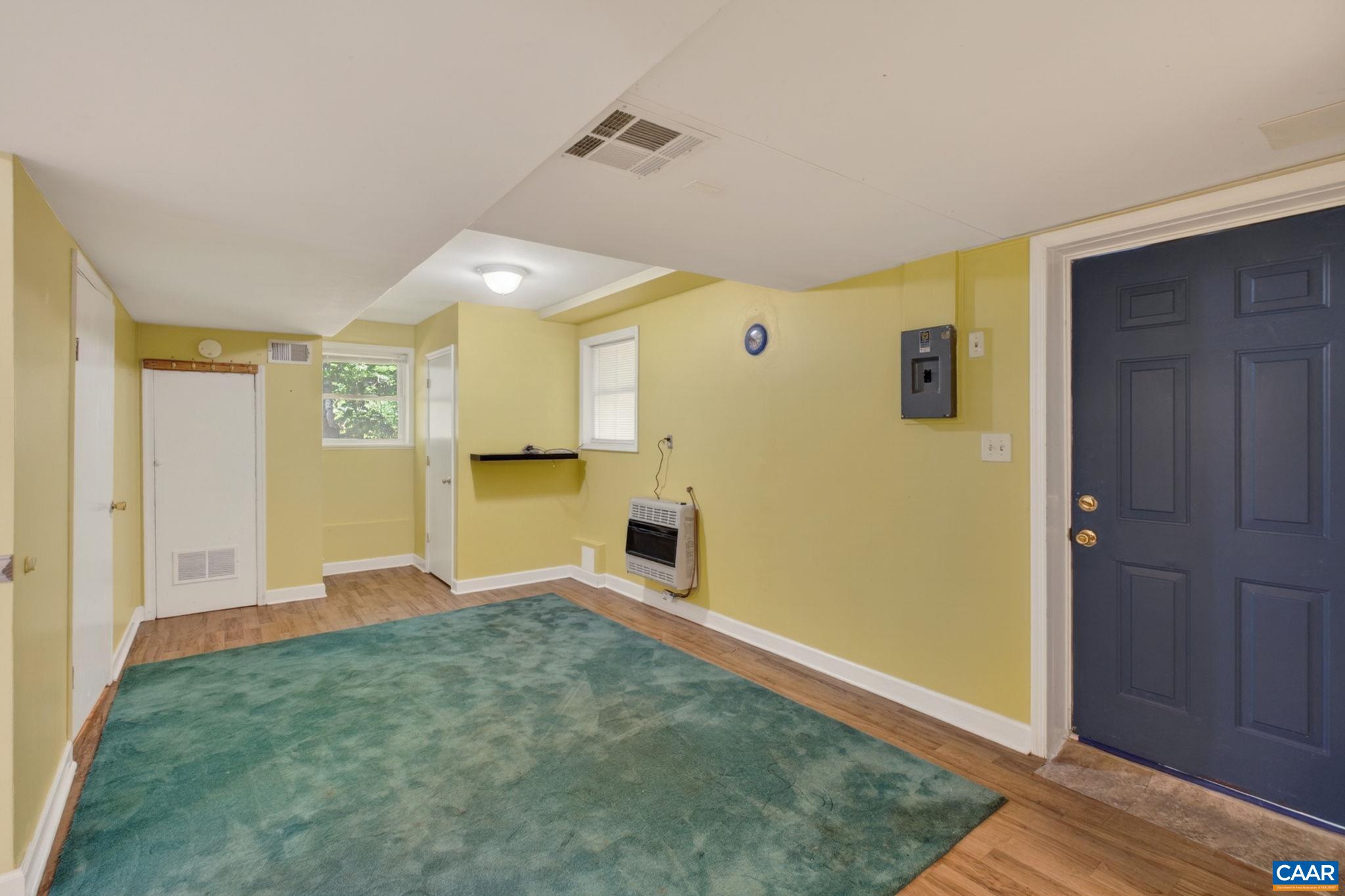 1333 AUBURN DR