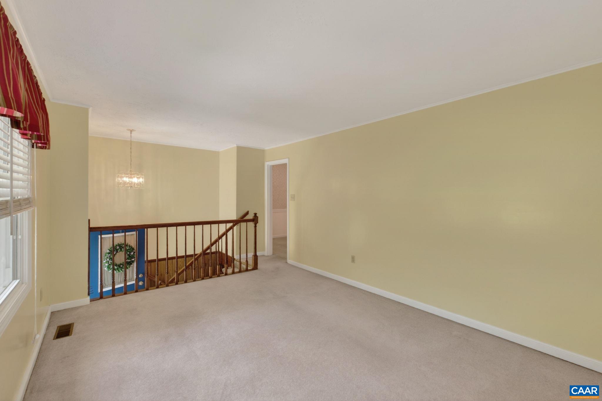 1333 AUBURN DR