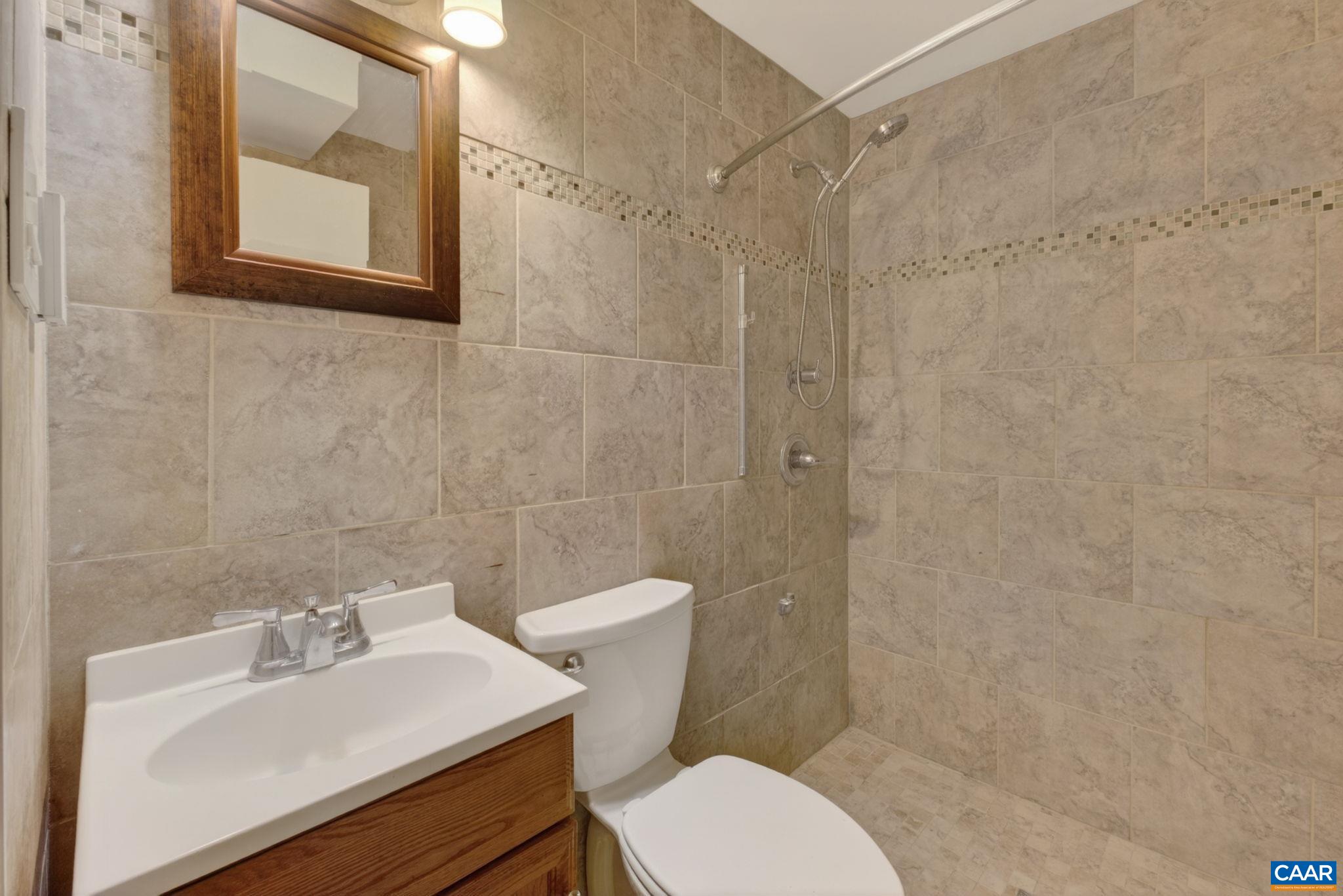 1333 AUBURN DR