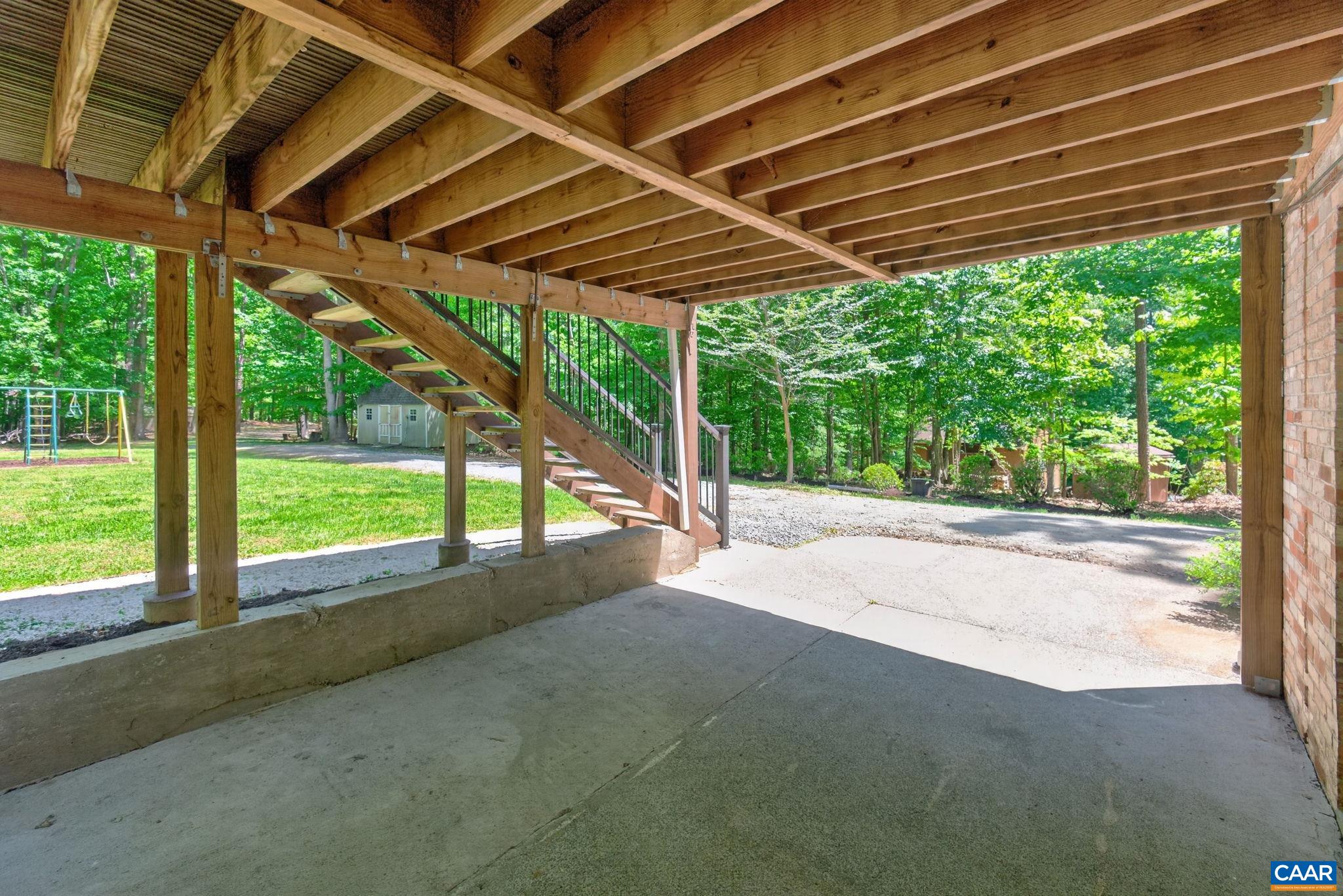 1333 AUBURN DR