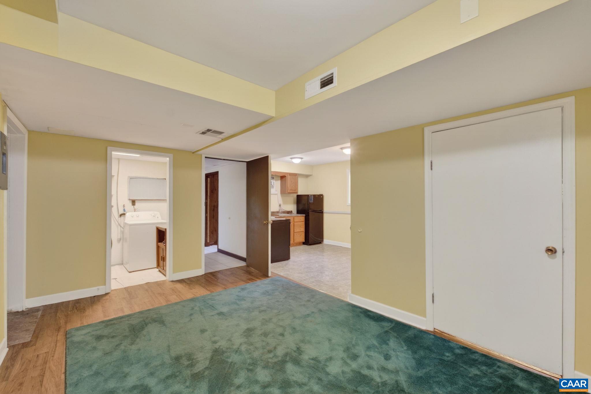 1333 AUBURN DR