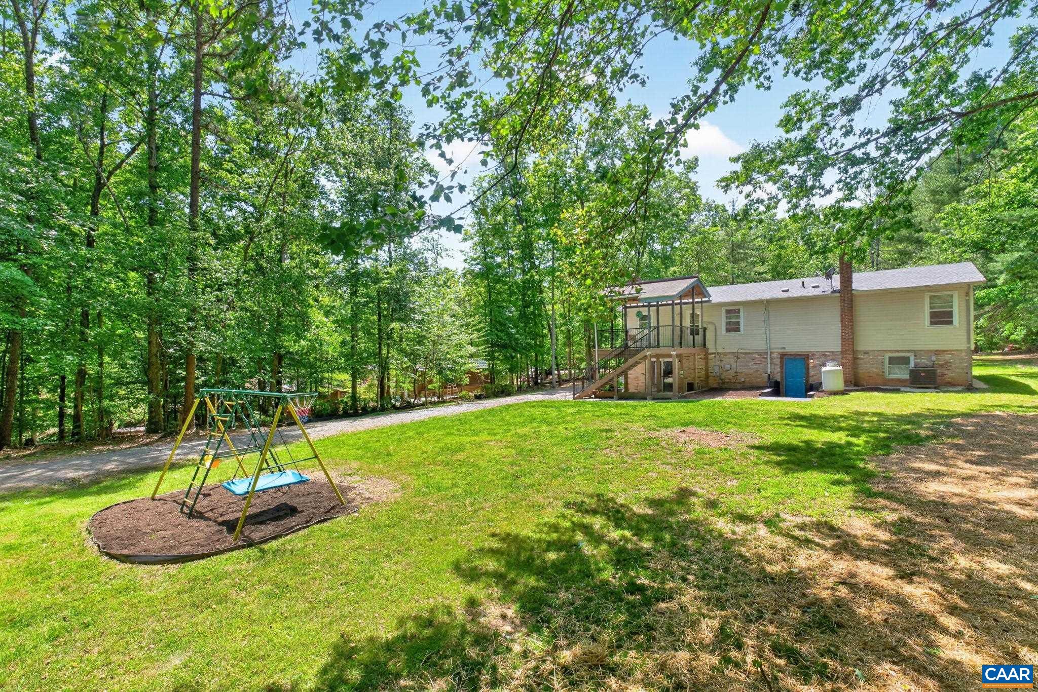 1333 AUBURN DR
