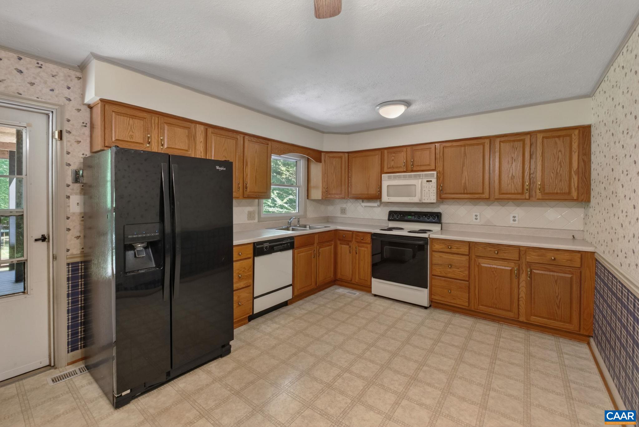 1333 AUBURN DR