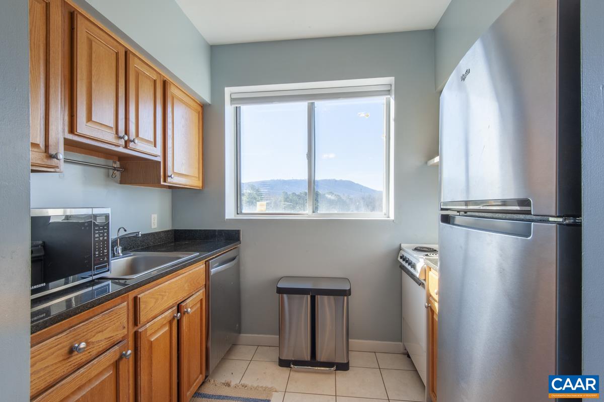 1612 MONTICELLO AVE Unit: A