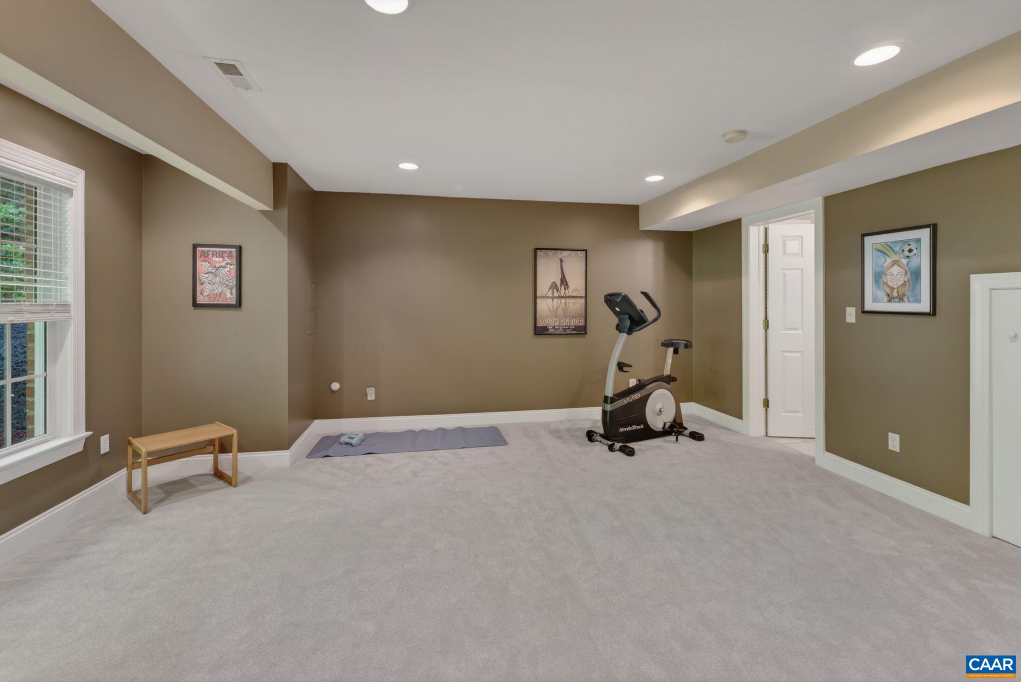 1530 RUNNING CEDAR CT