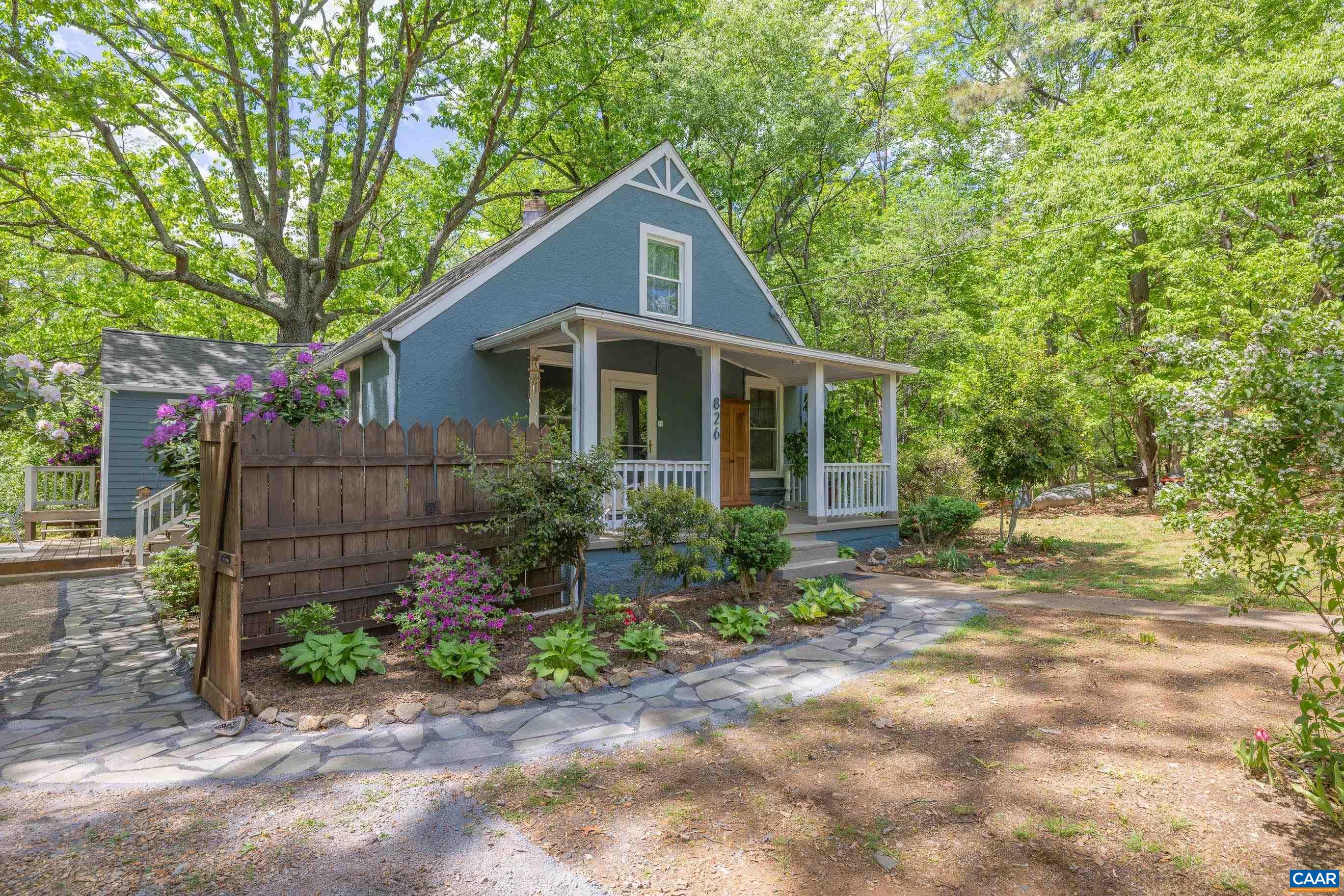 826 BEAGLE GAP RD