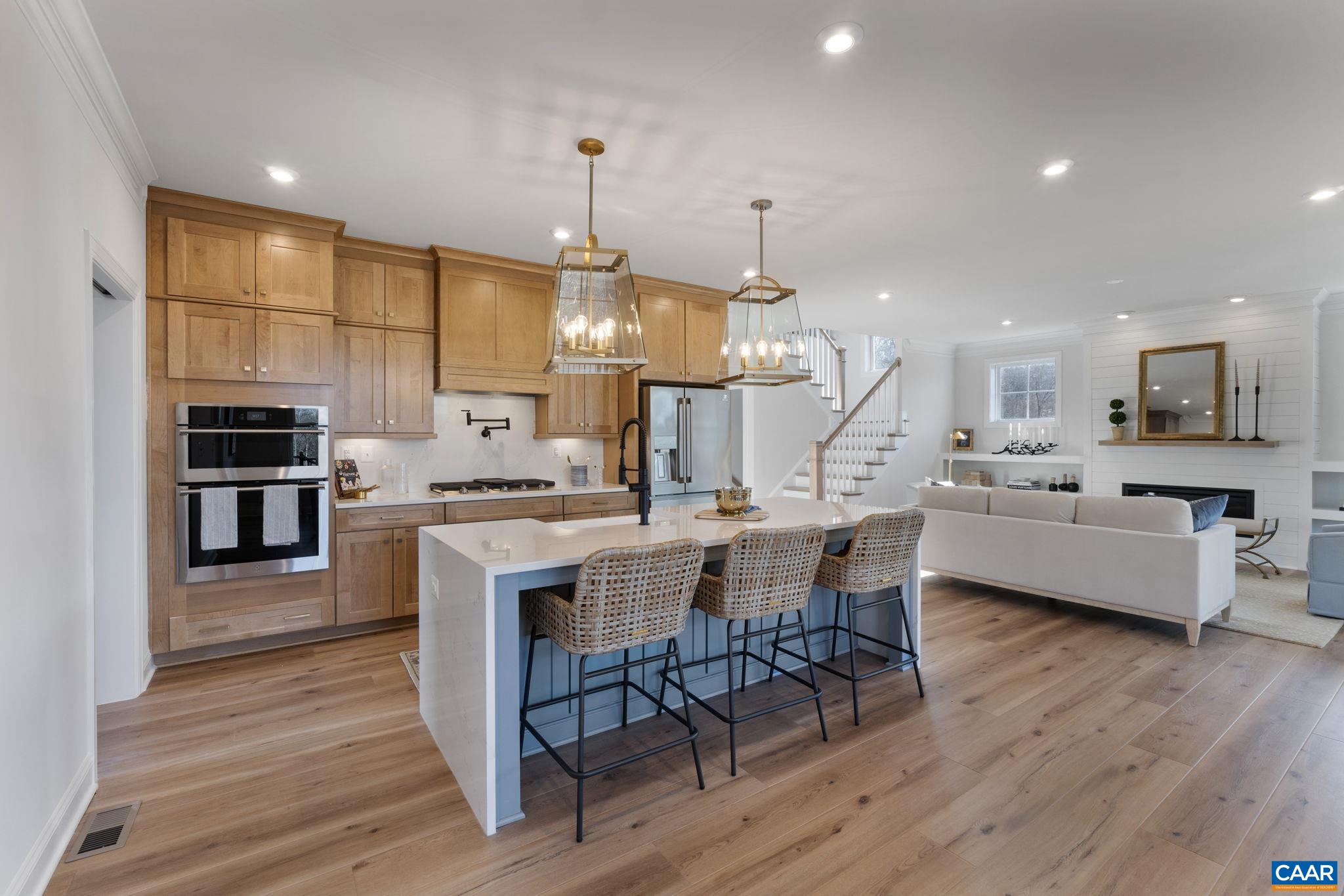 1115 SABLEWOOD DR