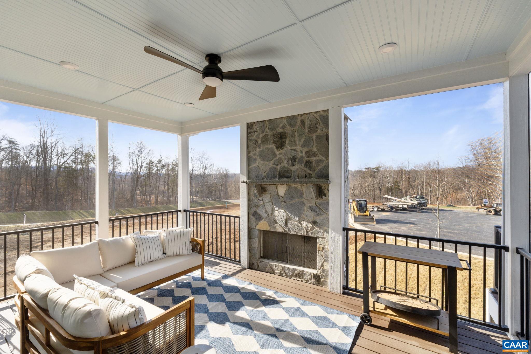 1115 SABLEWOOD DR