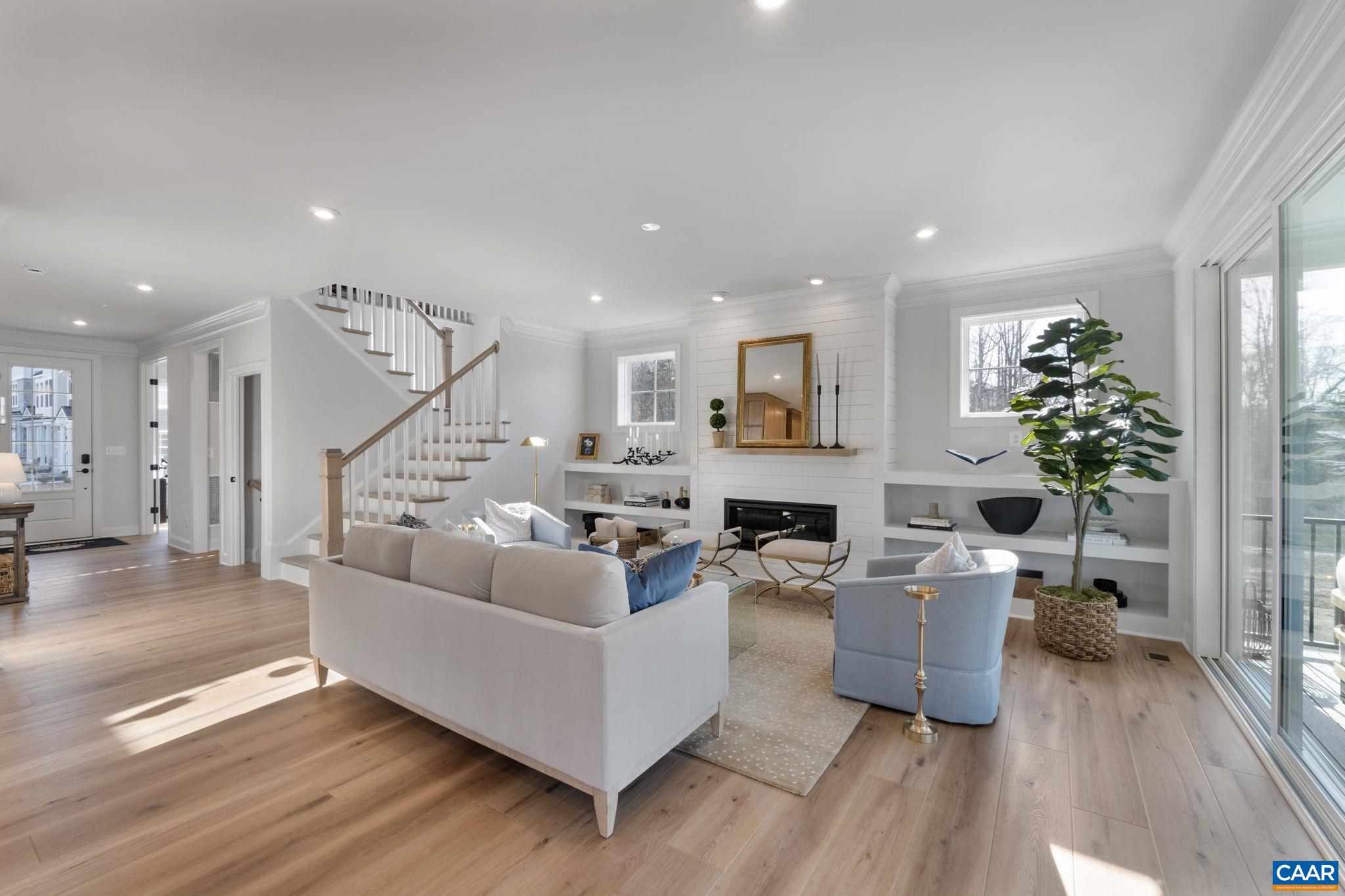 1115 SABLEWOOD DR