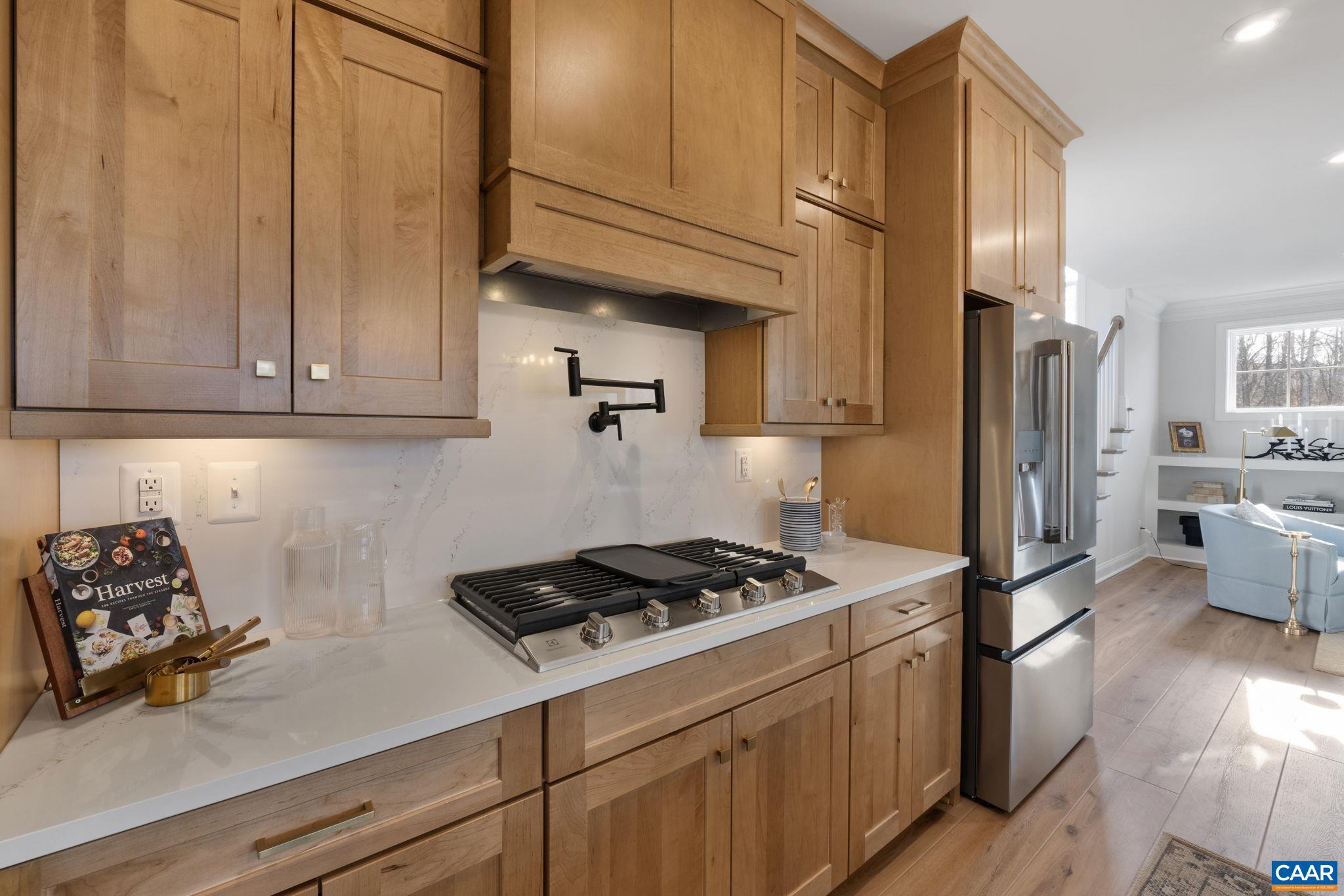 1115 SABLEWOOD DR