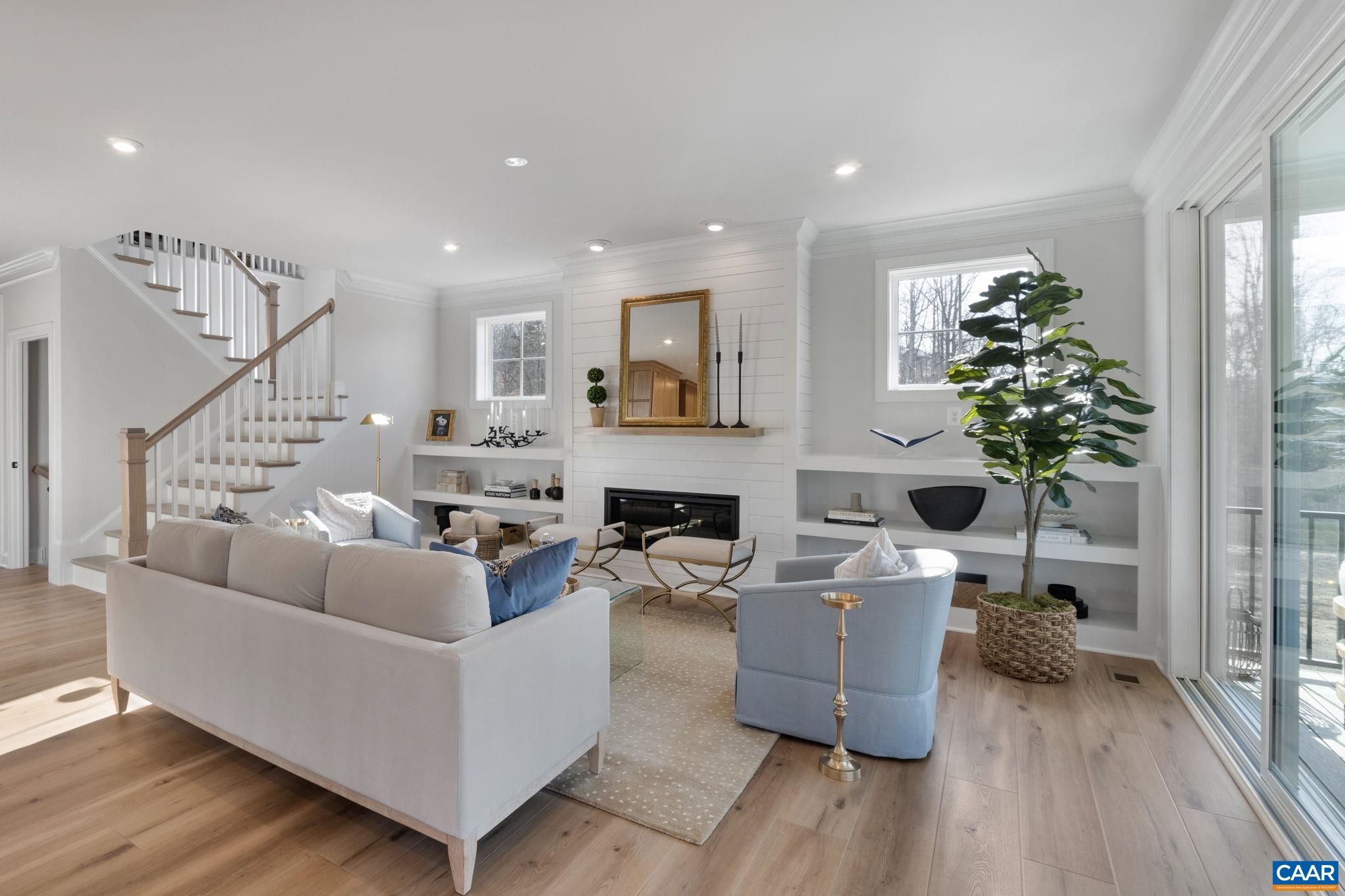 1115 SABLEWOOD DR