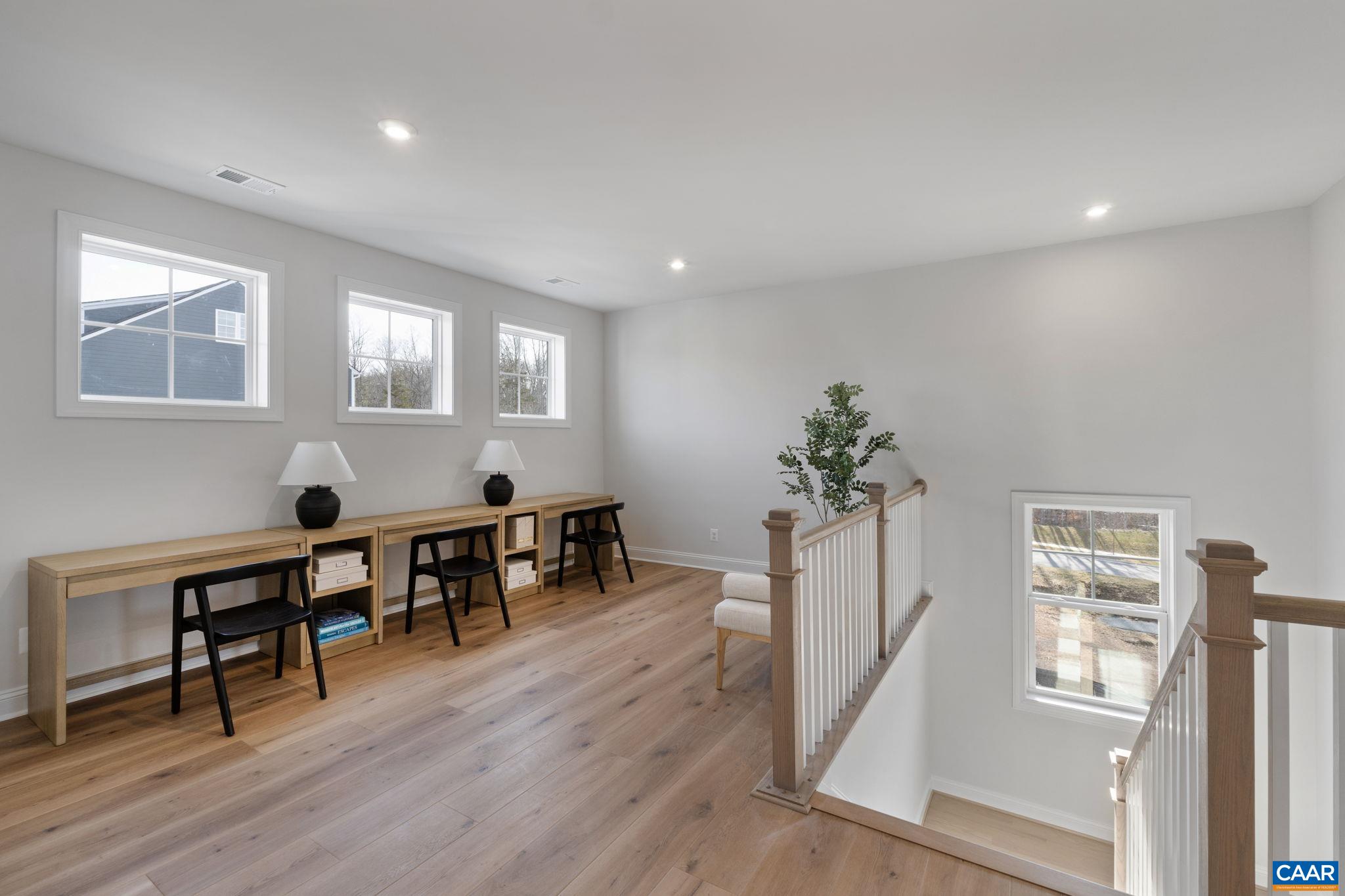 1115 SABLEWOOD DR